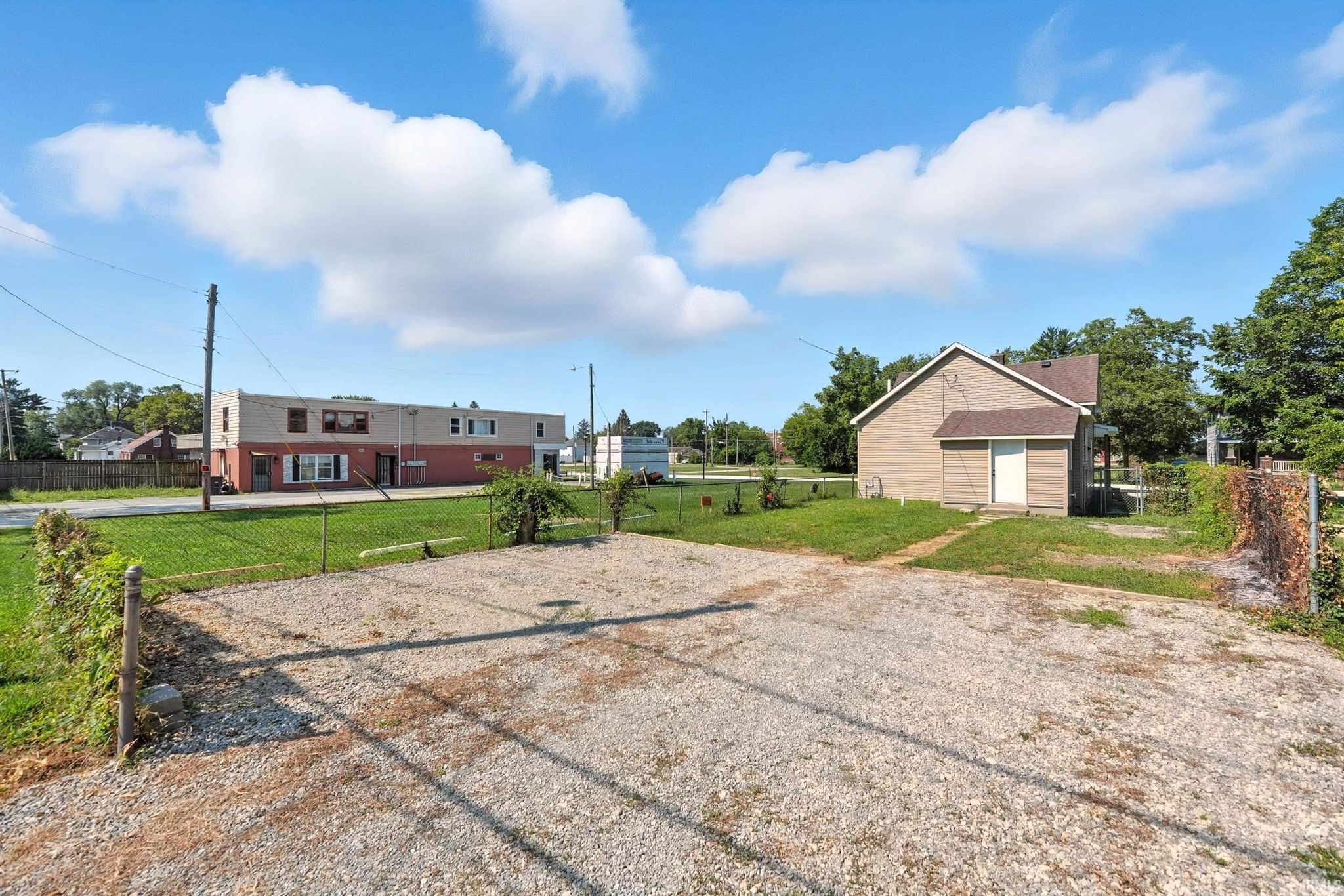 Image of 2611 S Anthony Boulevard