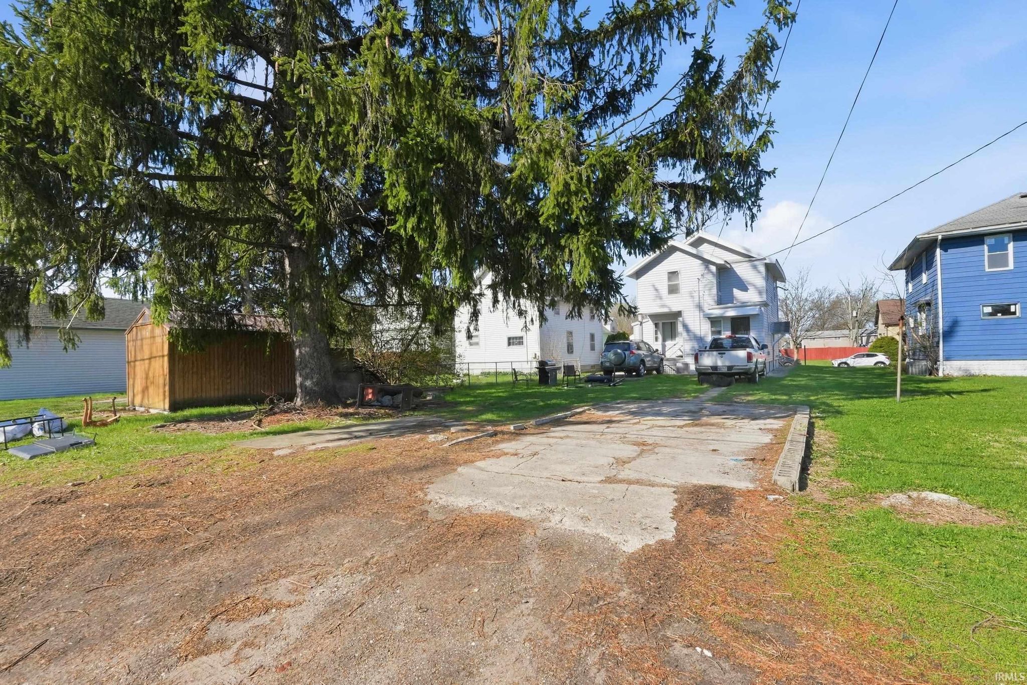 Image of 3015 Holton Avenue