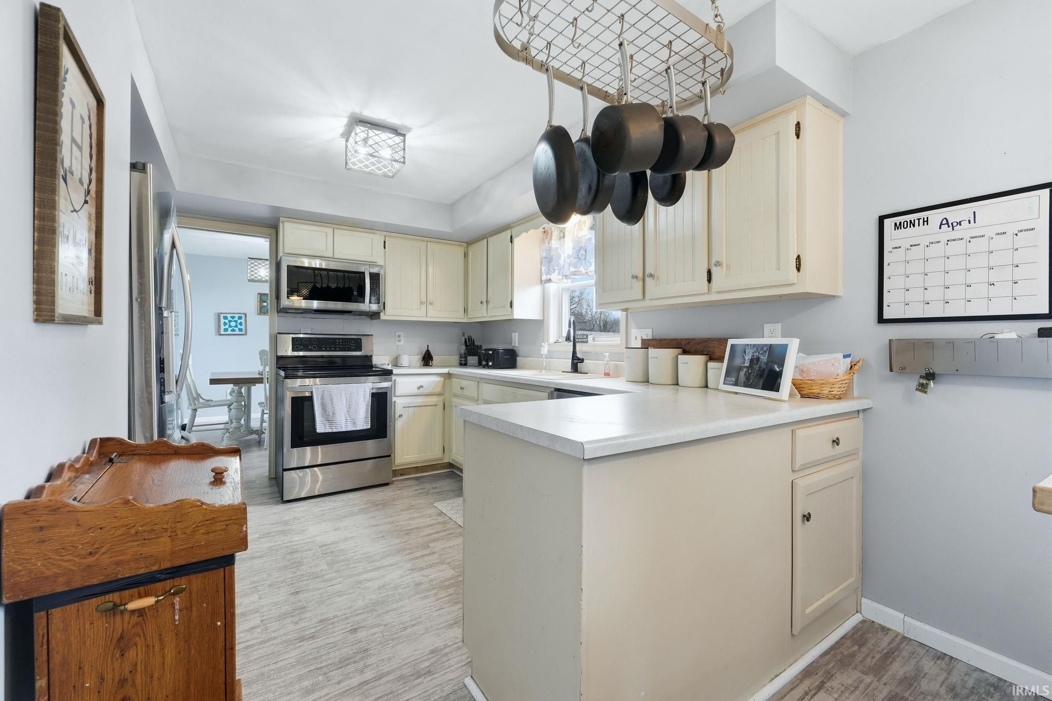 Image of 1404 Davidson Court