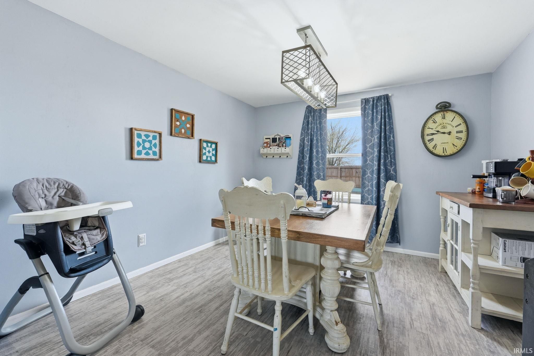 Image of 1404 Davidson Court