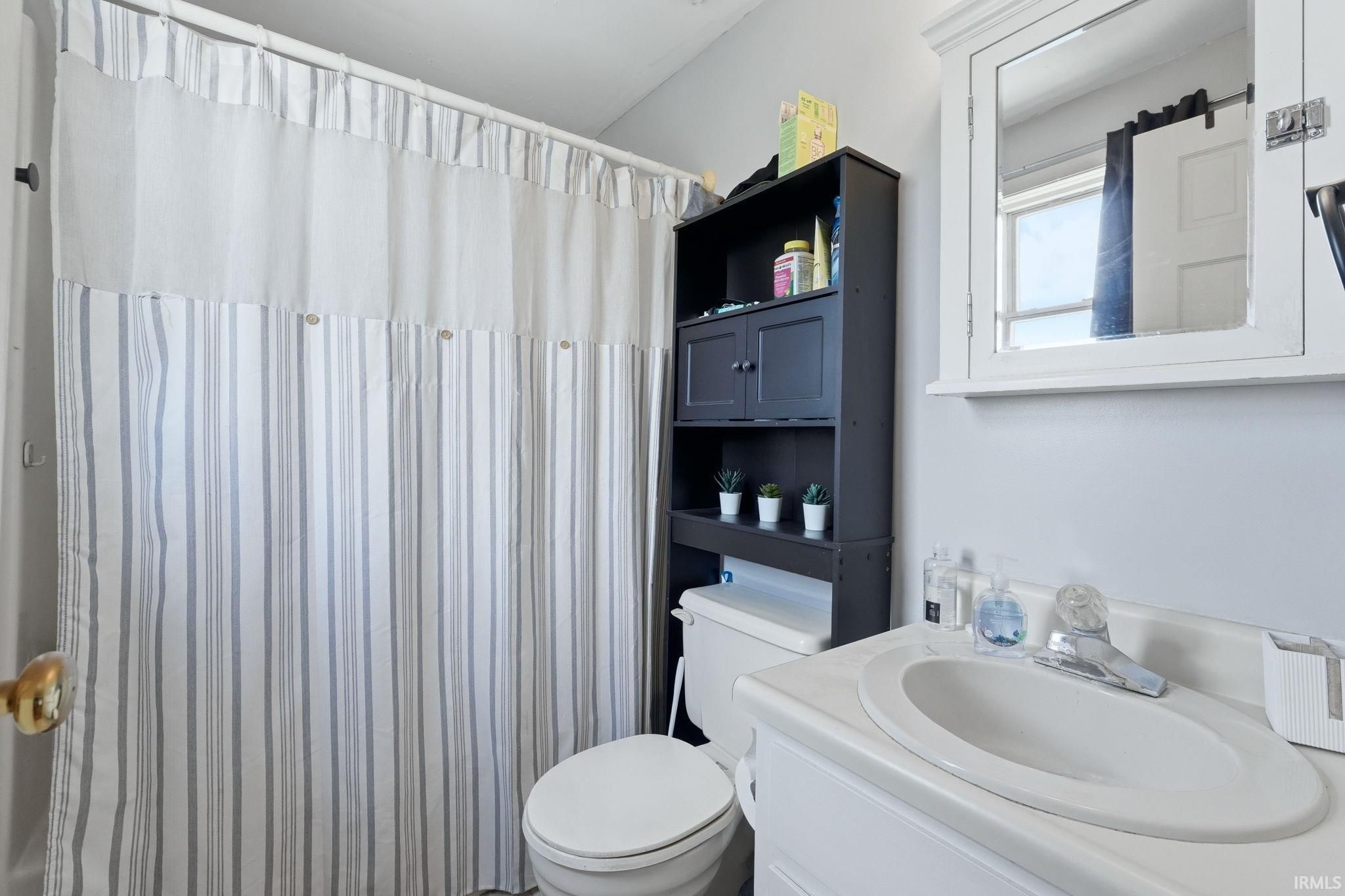 Image of 1404 Davidson Court