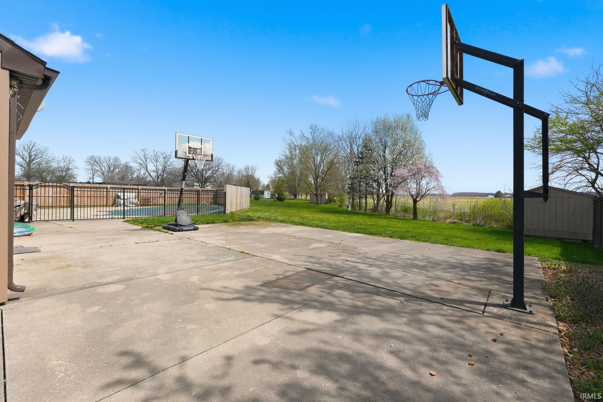 Image of 1404 Davidson Court