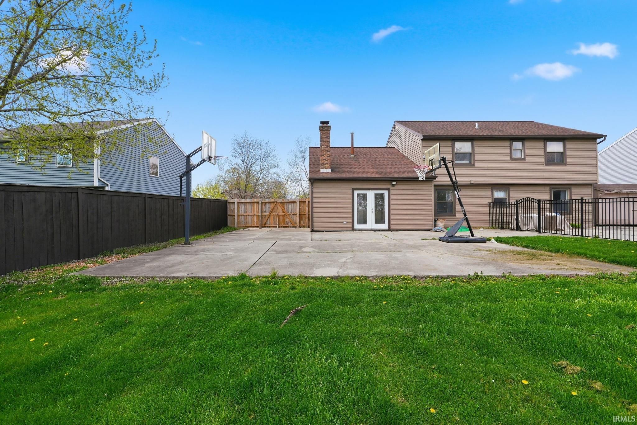 Image of 1404 Davidson Court