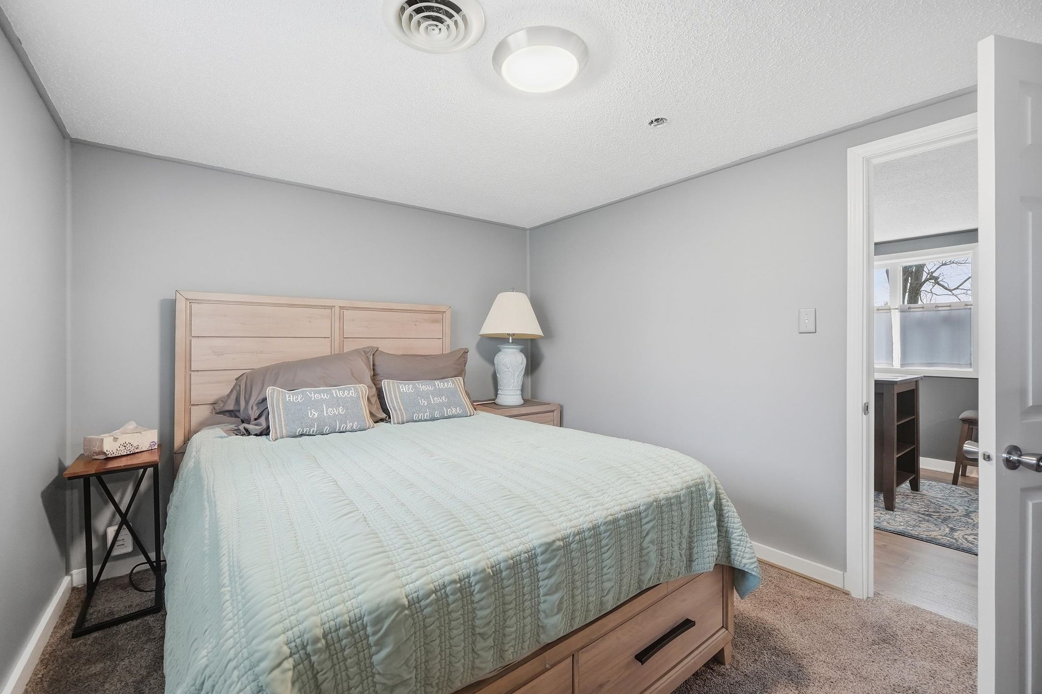 Image of 6910 N 925 East