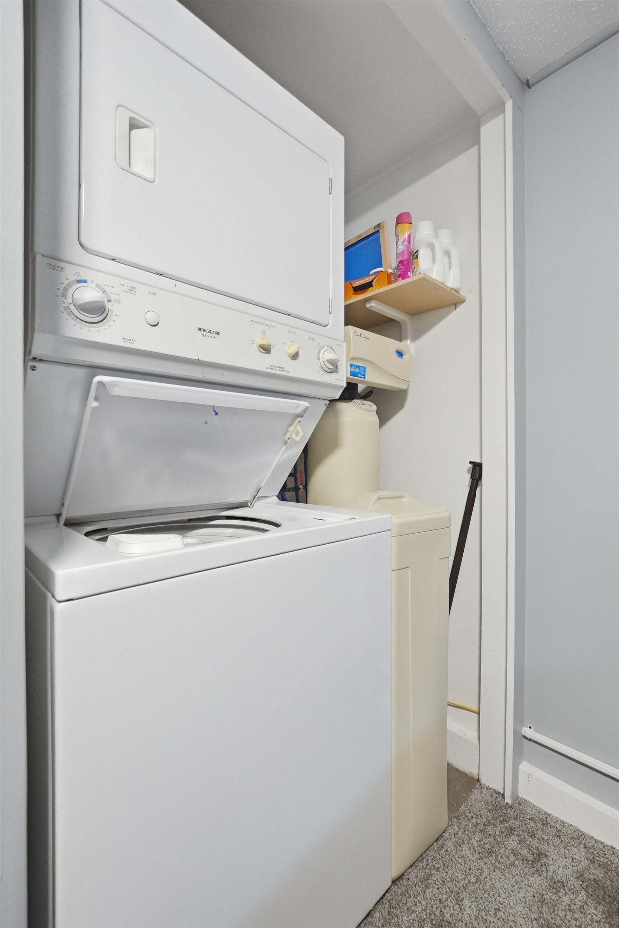 Image of 6910 N 925 East