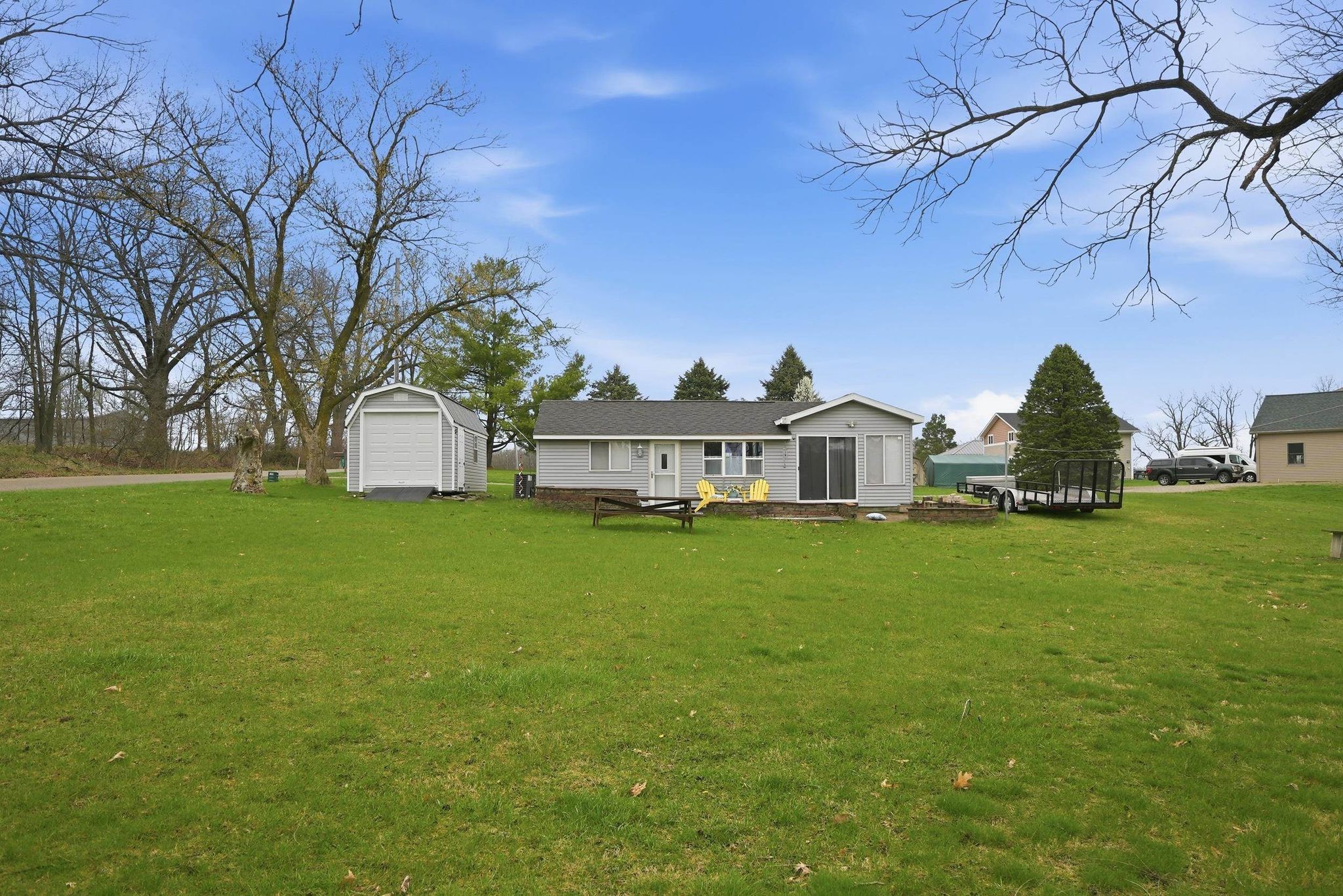 Image of 6910 N 925 East