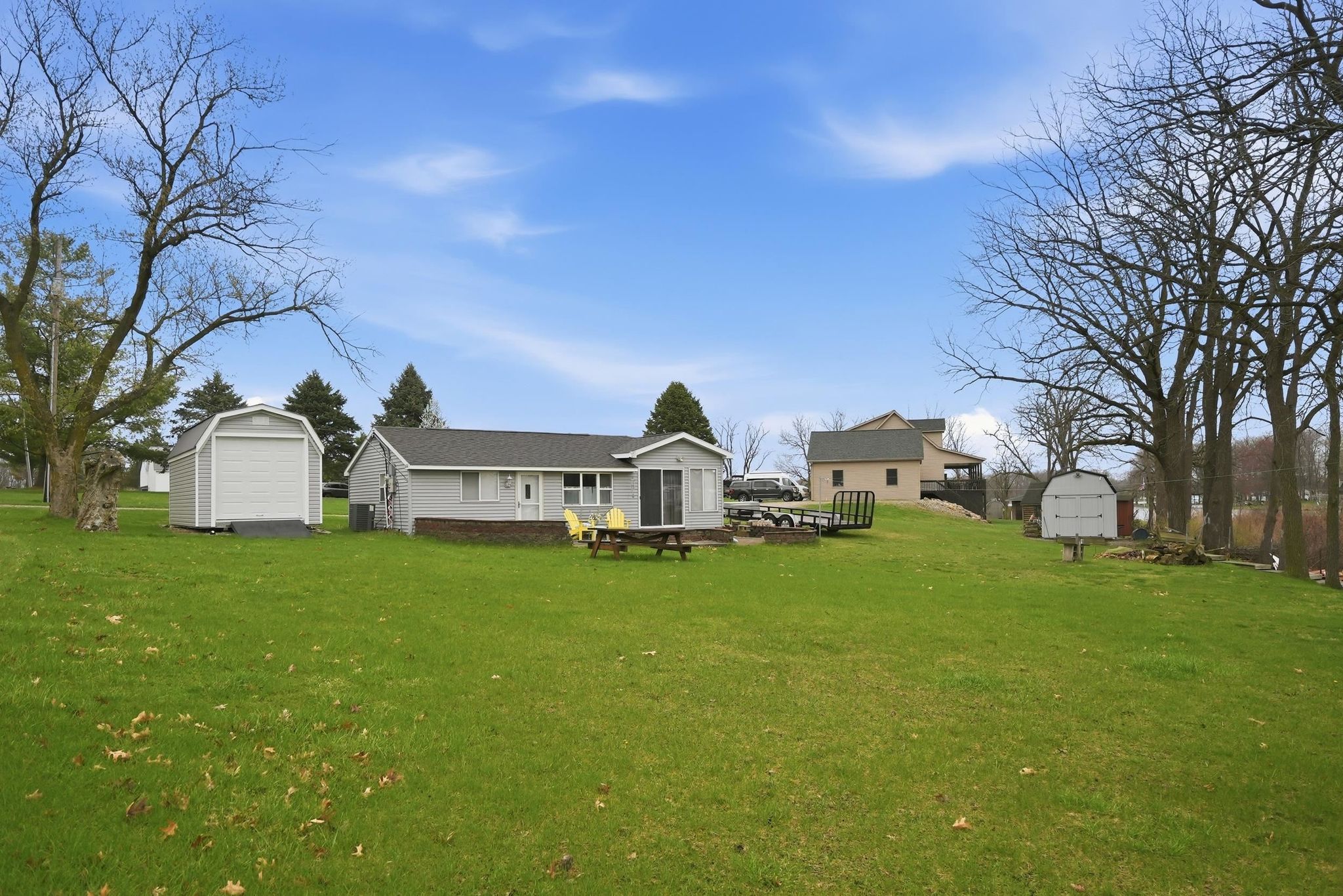 Image of 6910 N 925 East