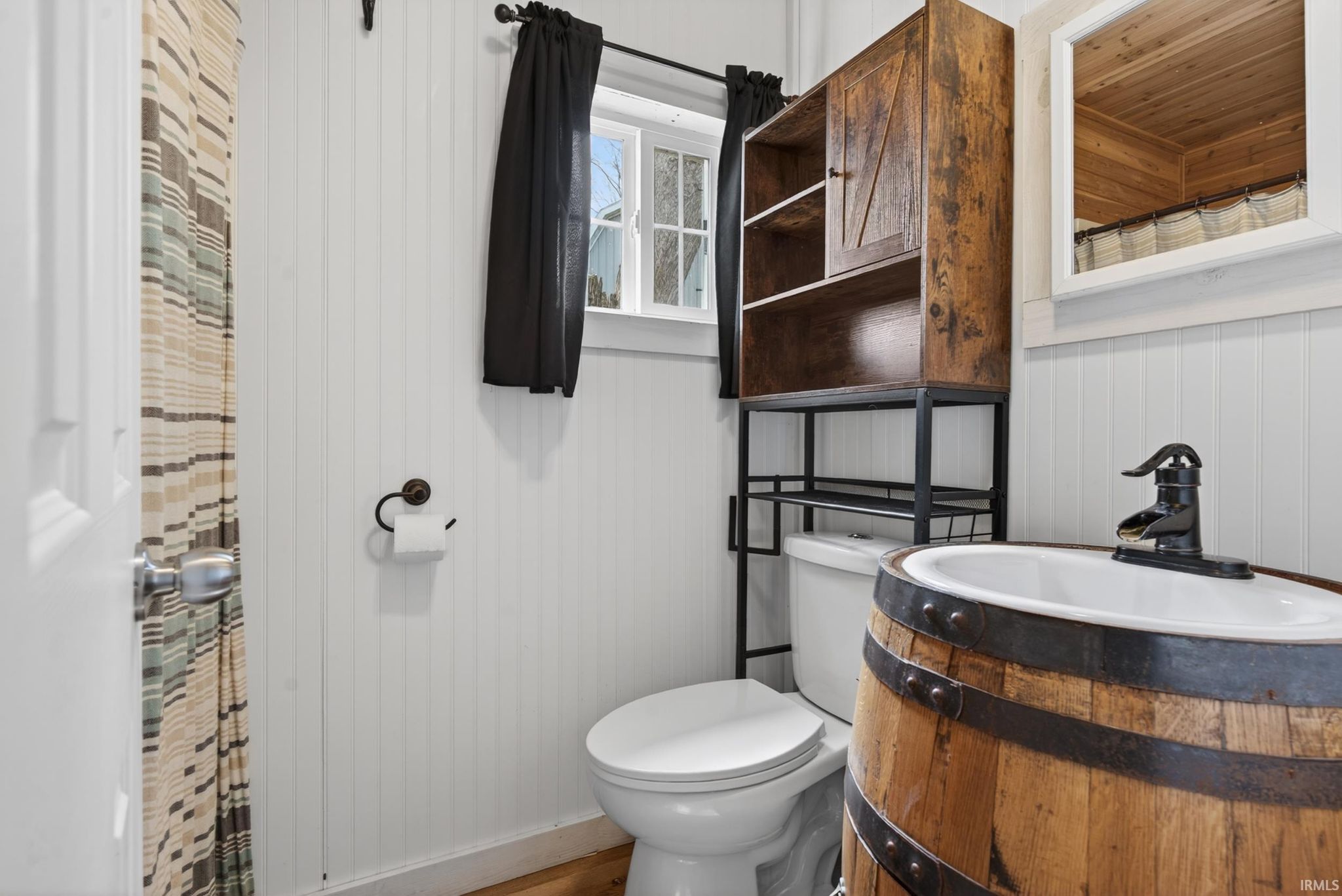 Image of 930 w 590 s Messick Lk