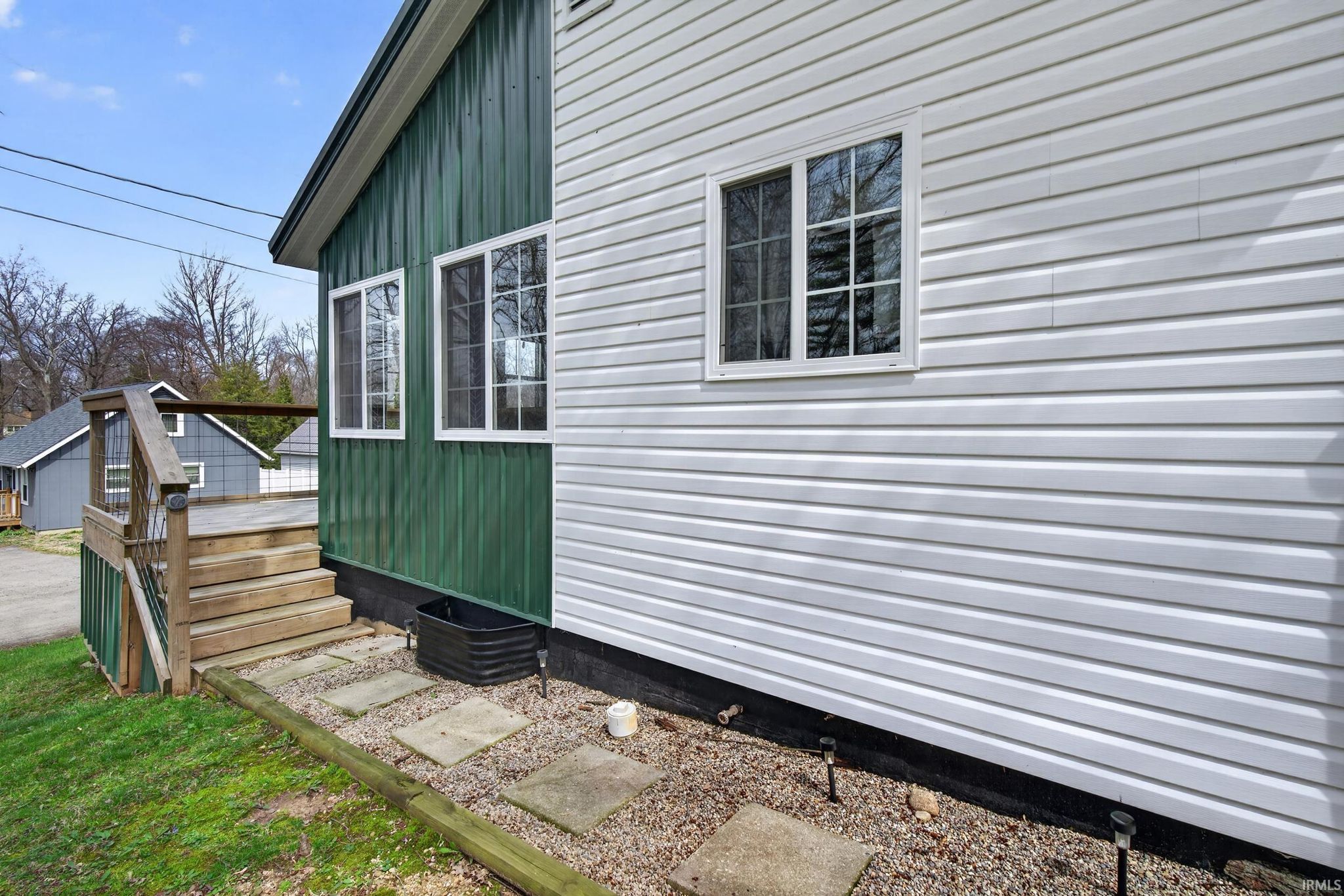 Image of 930 w 590 s Messick Lk