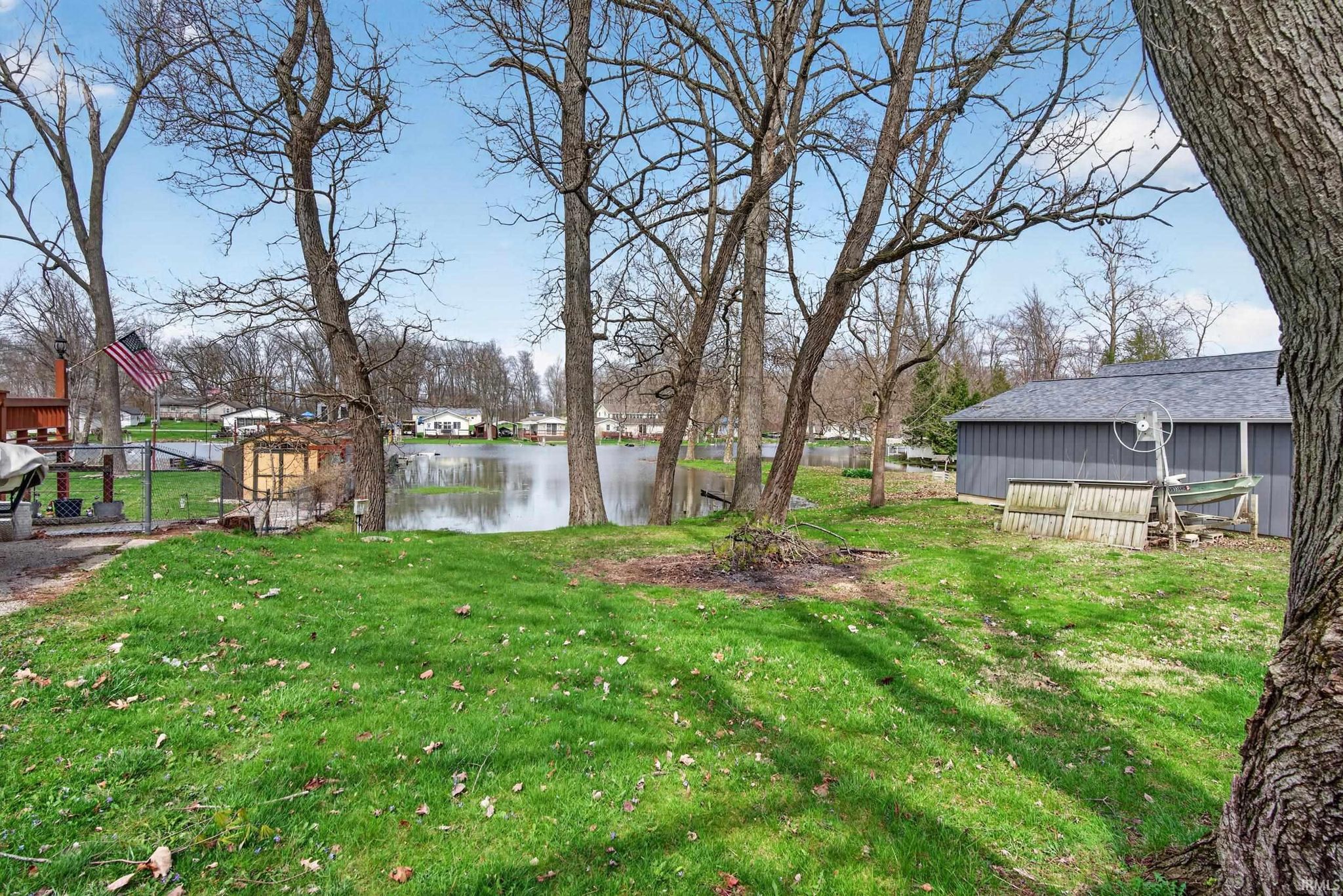 Image of 930 w 590 s Messick Lk