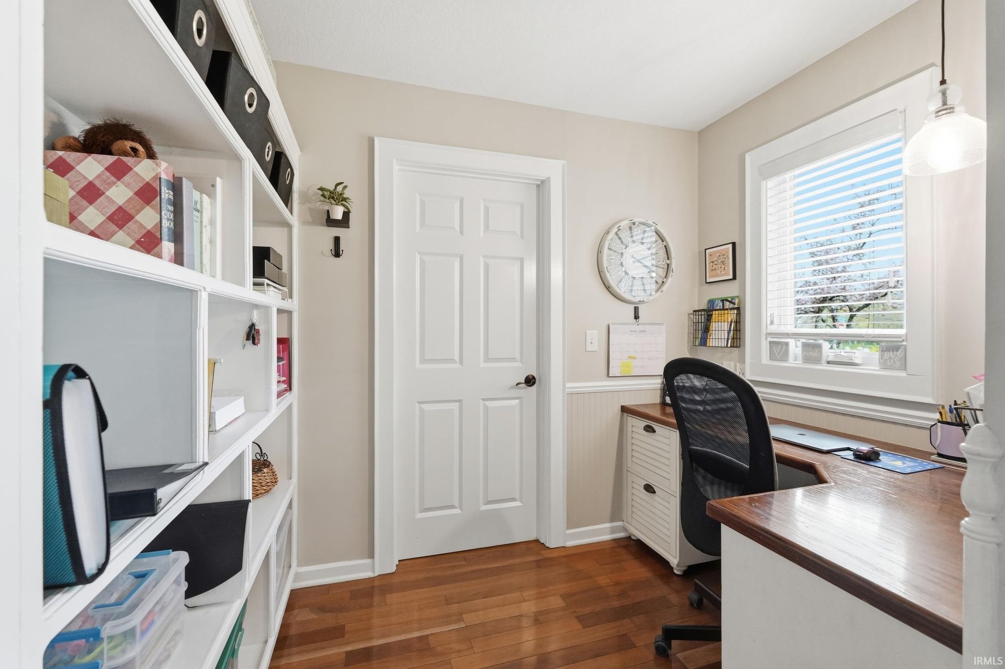 Image of 2406 Windsong Court