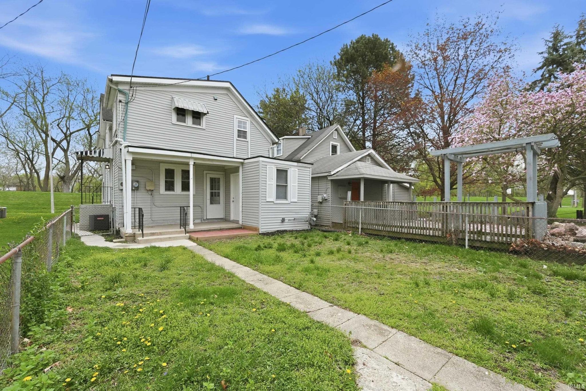 Image of 229 Center Street