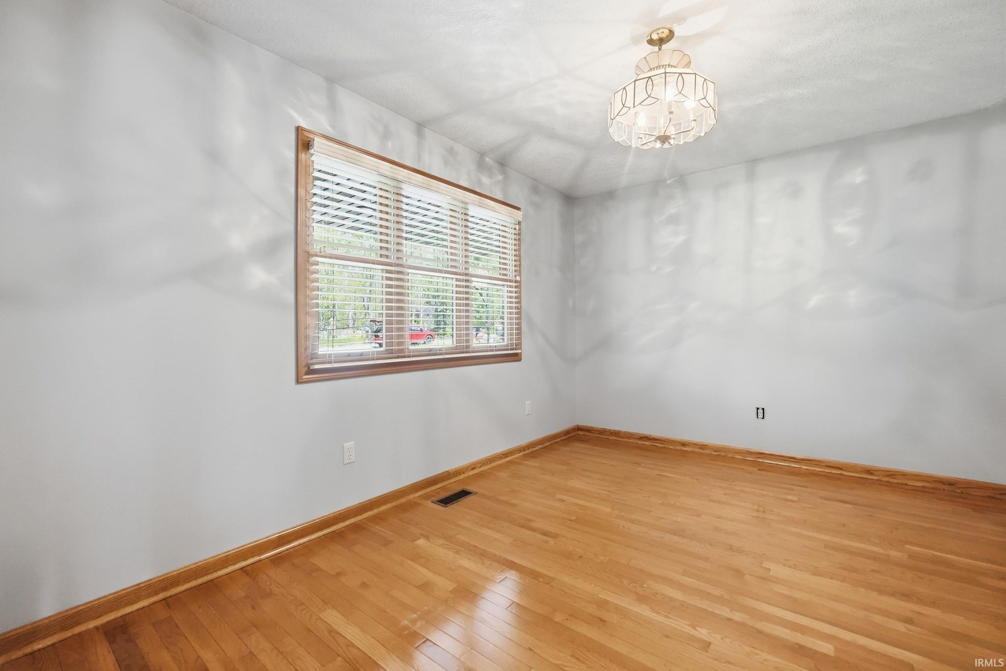 Image of 5117 Larekit Lane