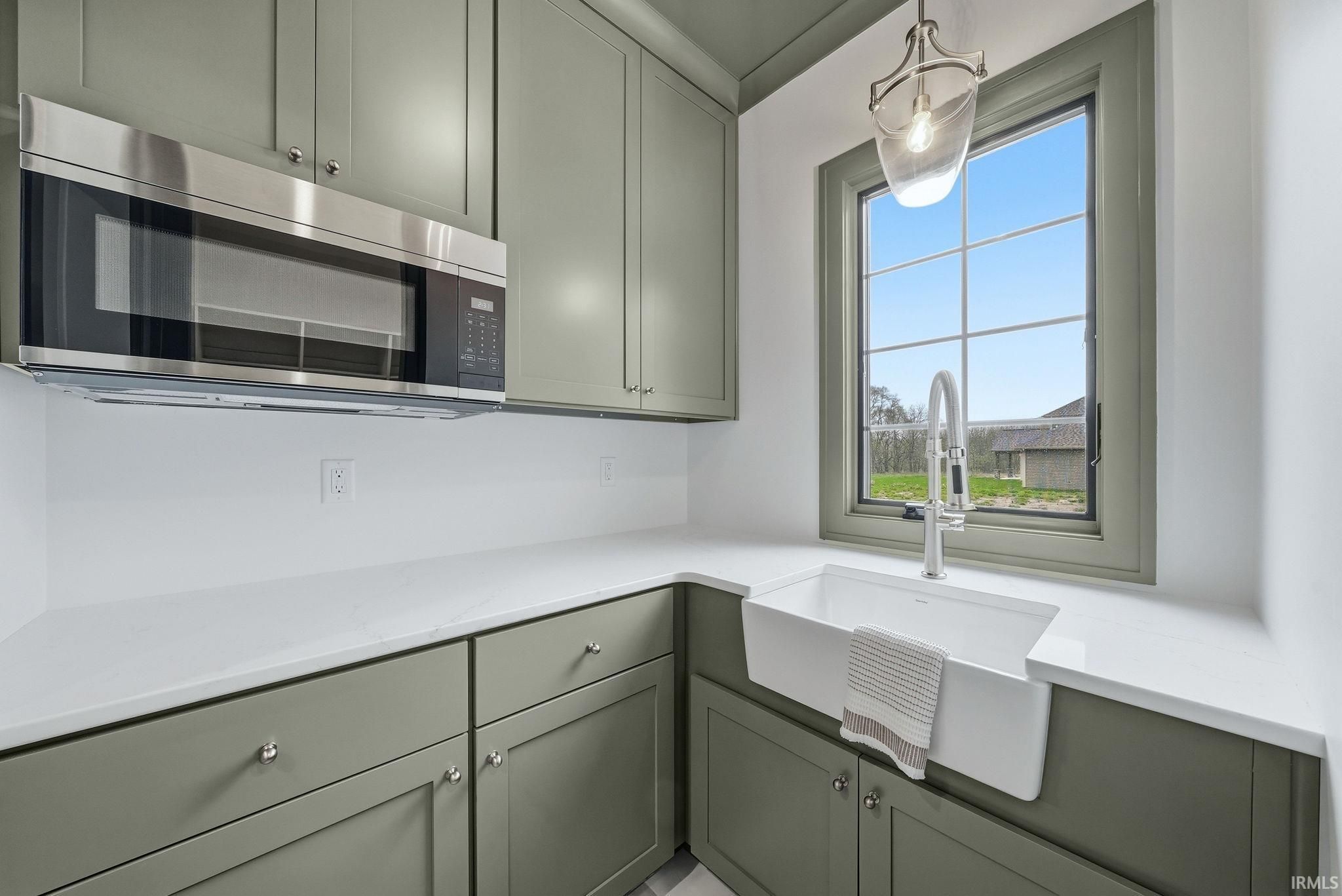 Image of 4372 Veritas Boulevard