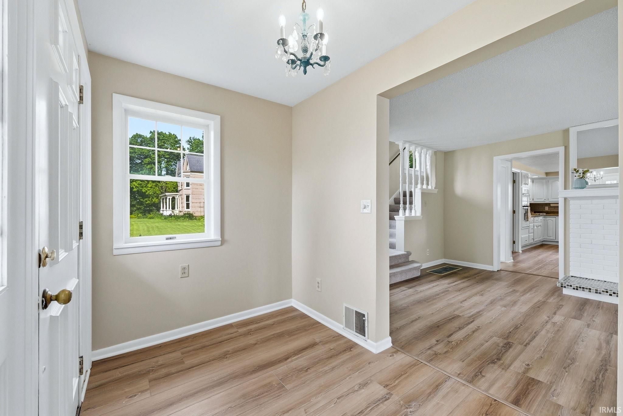 Image of 410 E 7th Street