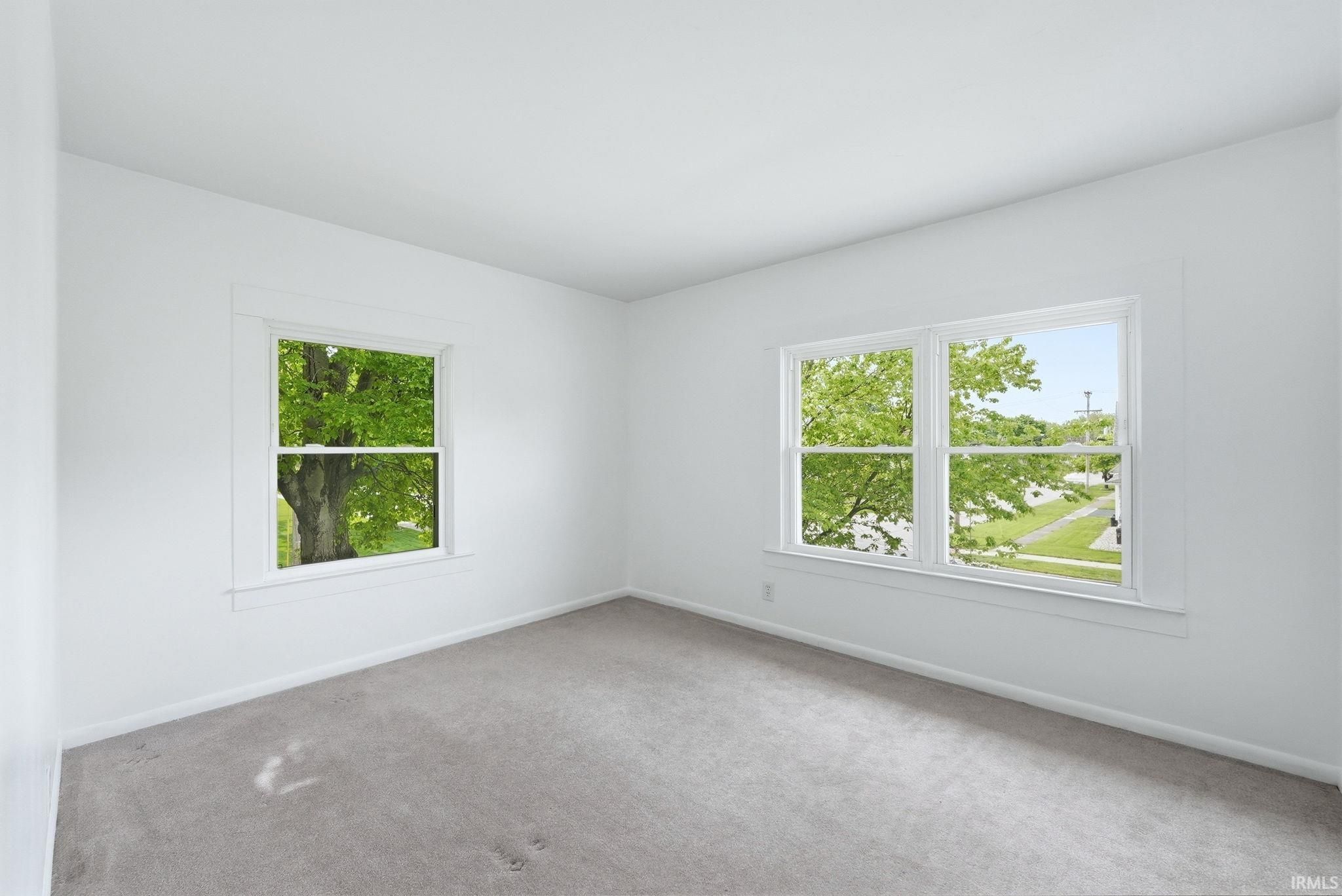 Image of 410 E 7th Street