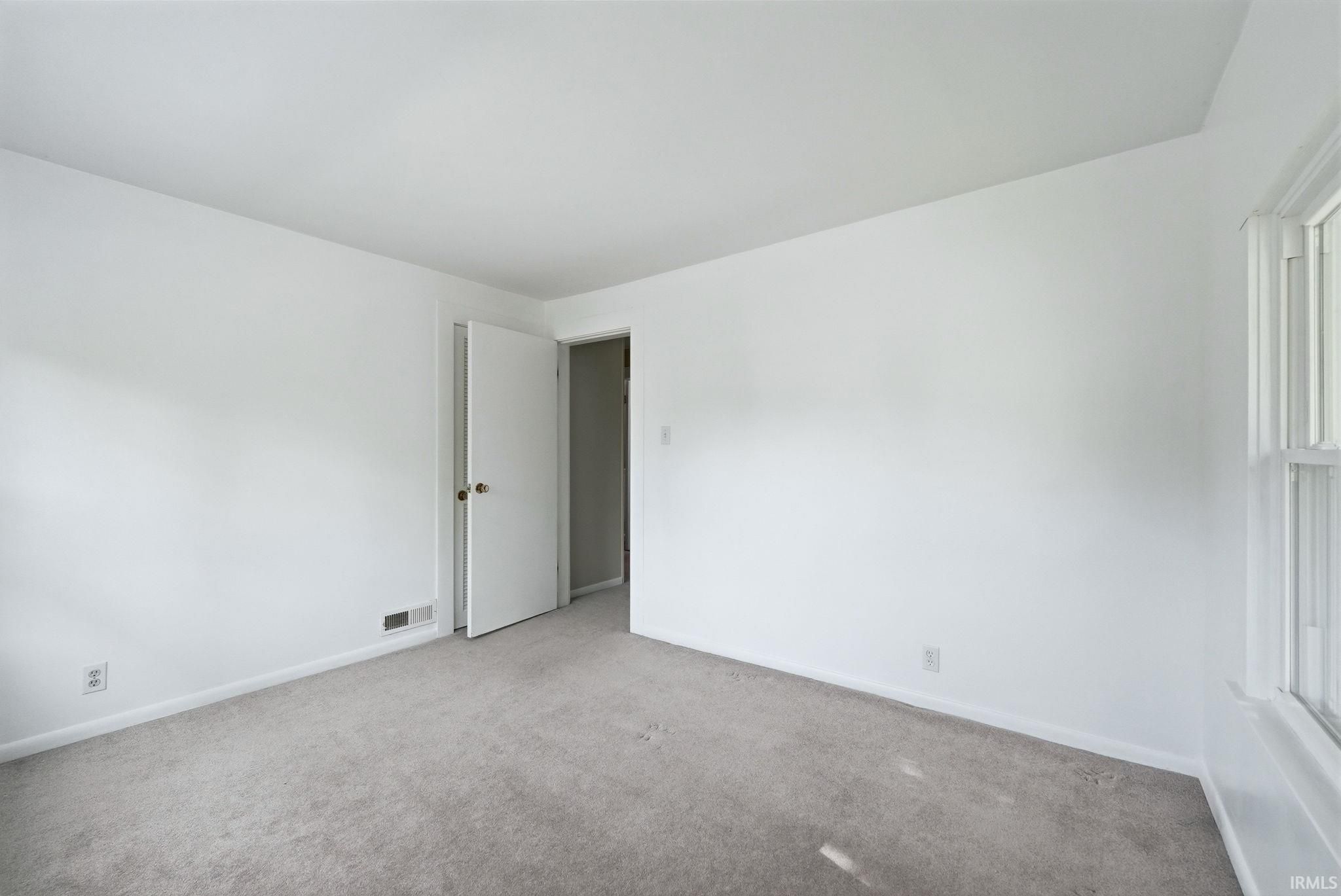 Image of 410 E 7th Street