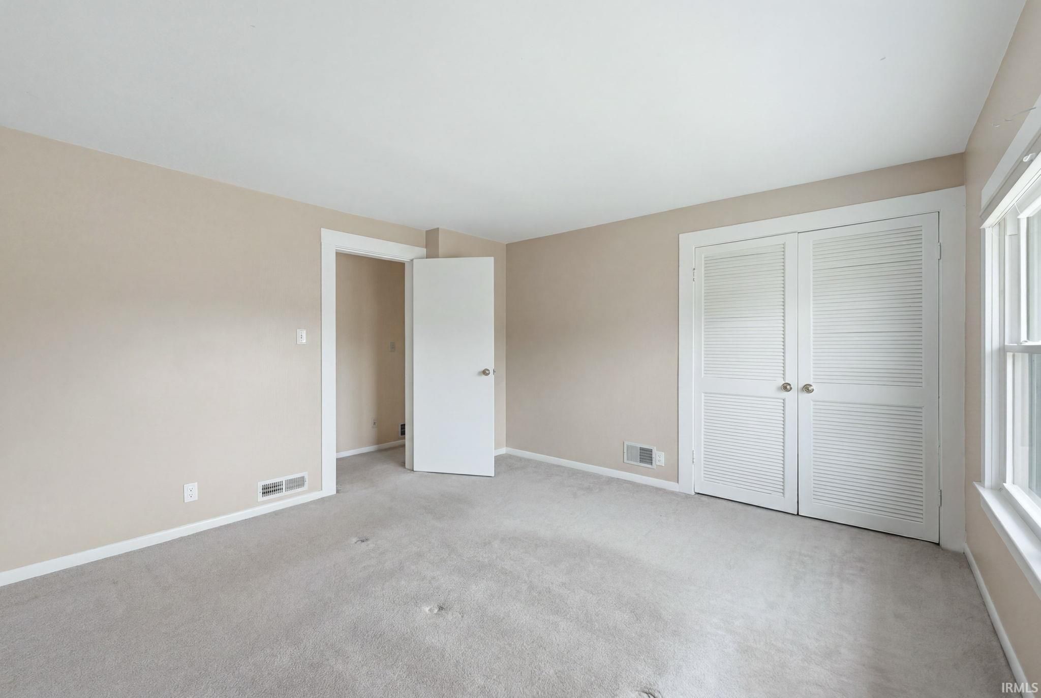 Image of 410 E 7th Street