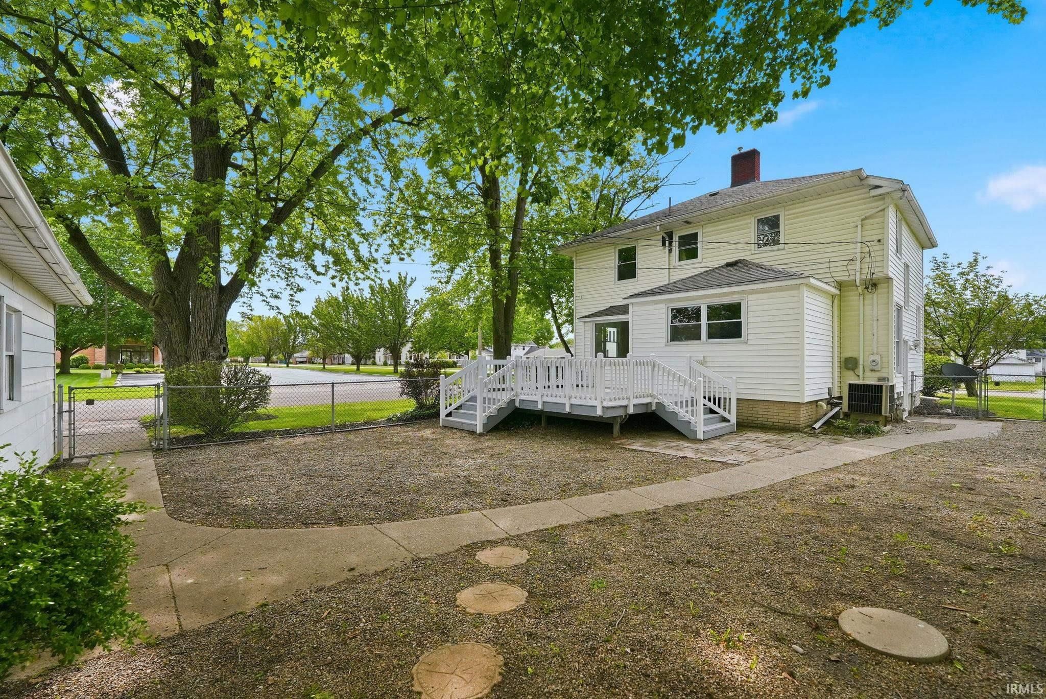 Image of 410 E 7th Street