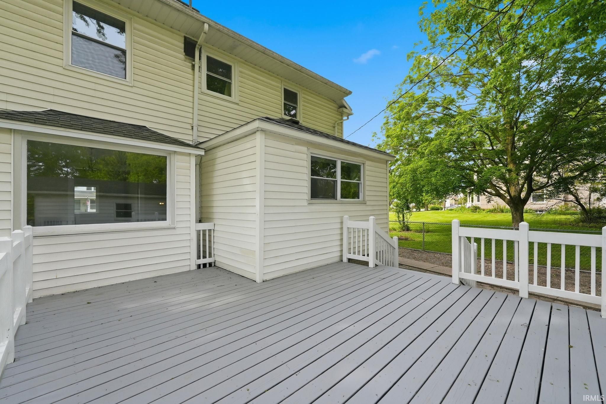 Image of 410 E 7th Street