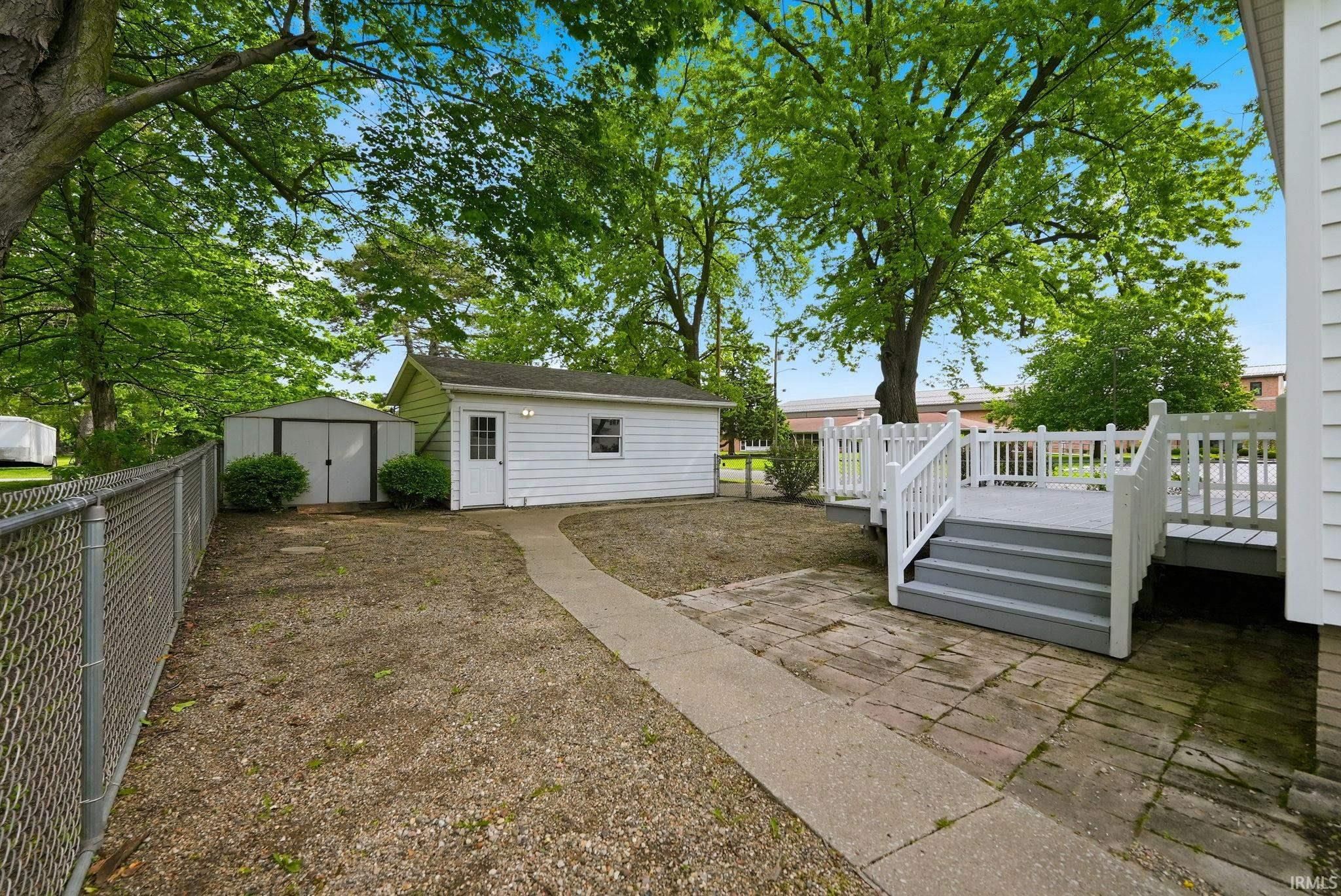 Image of 410 E 7th Street
