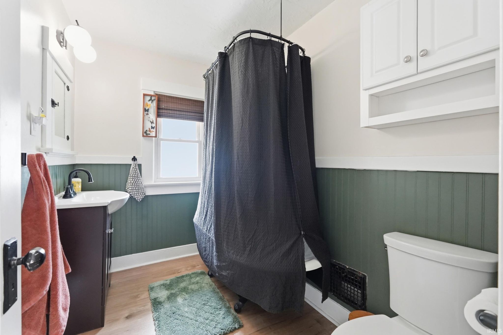 Image of 730 Archer Avenue
