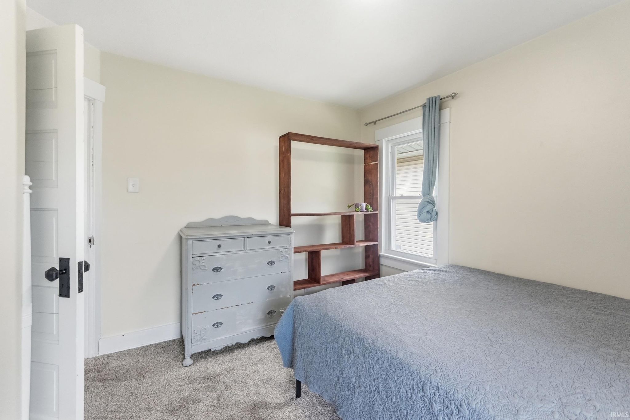 Image of 730 Archer Avenue