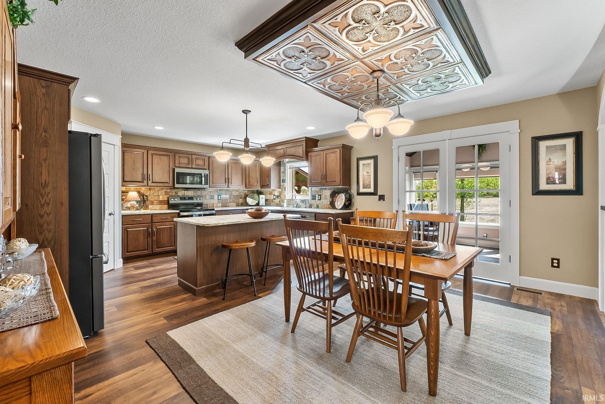 Image of 18736 Roselle Cove