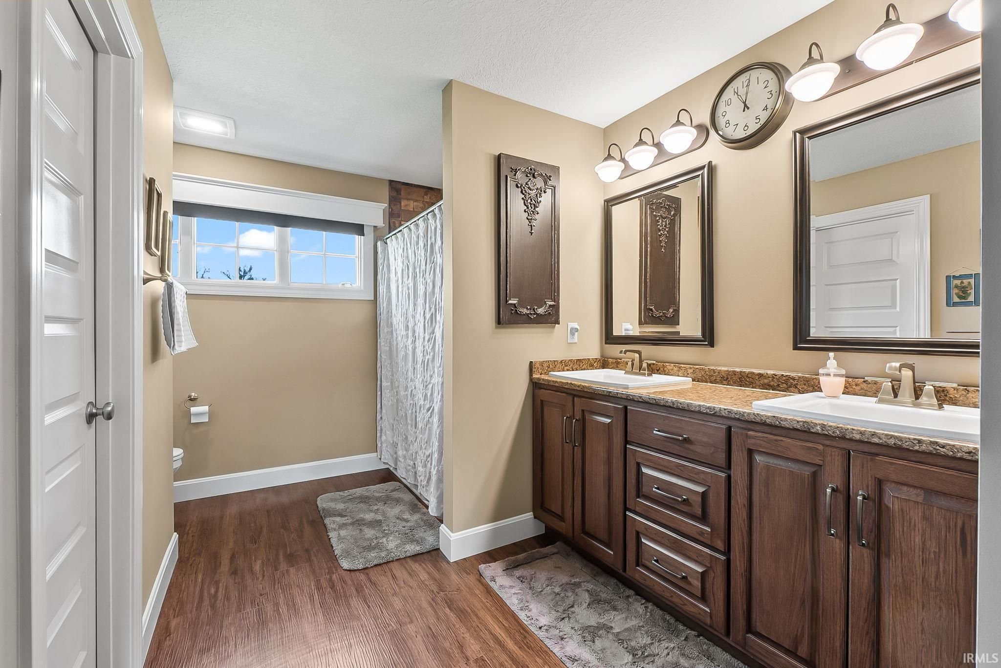 Image of 18736 Roselle Cove
