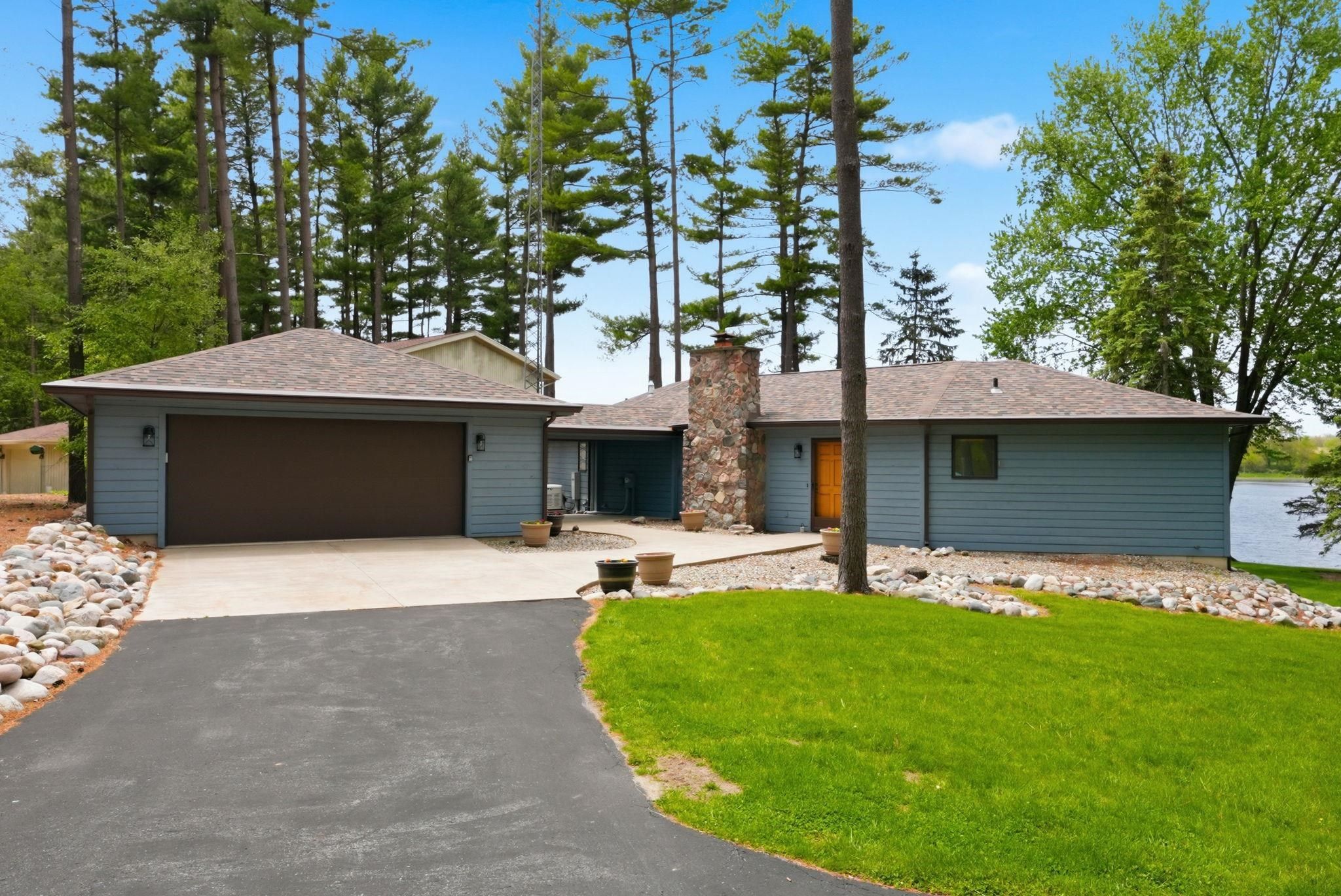 215 Lane 100 Pine Canyon Lk 215 Lane 100 Pine Canyon Lk