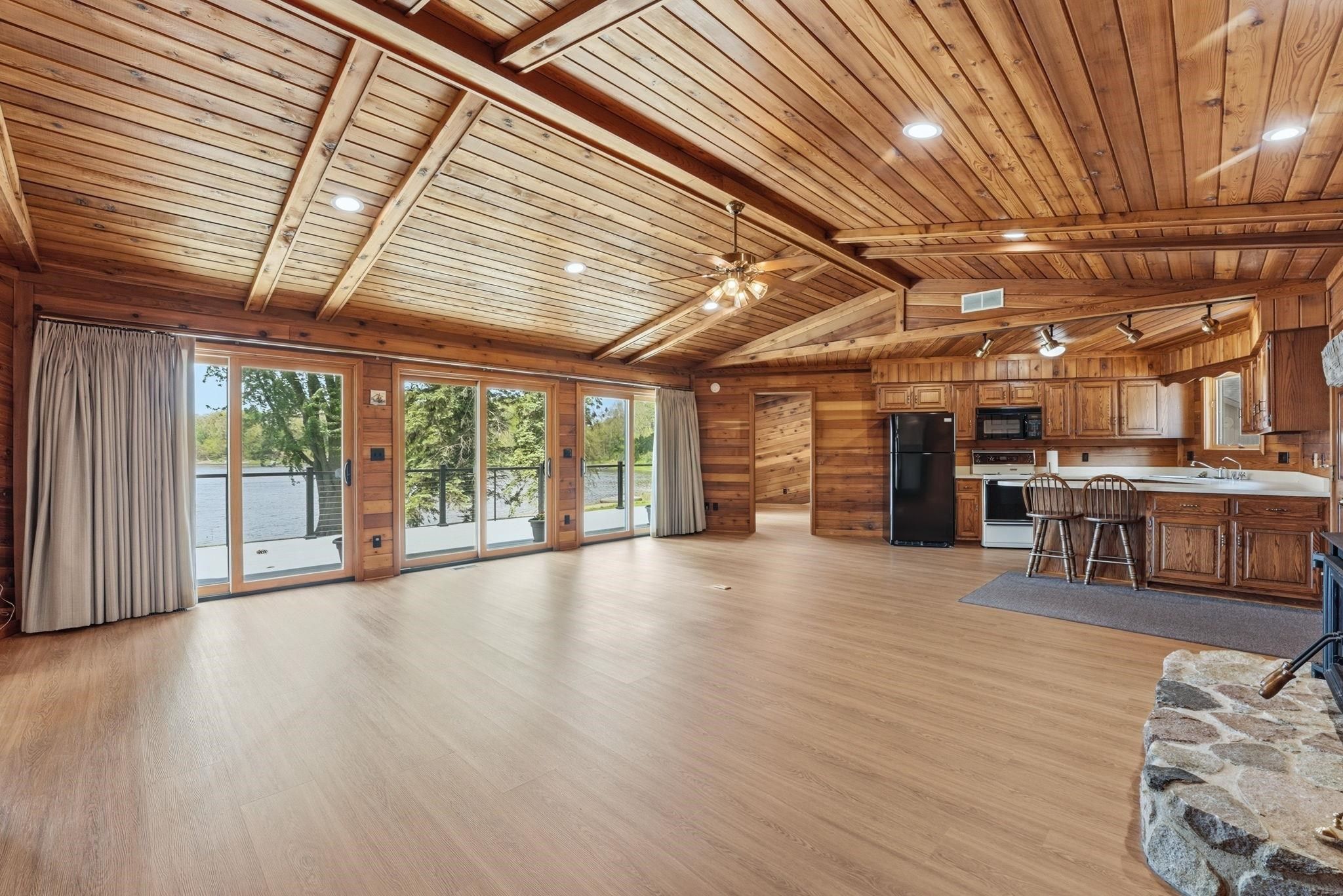 Image of 215 Lane 100 Pine Canyon Lk