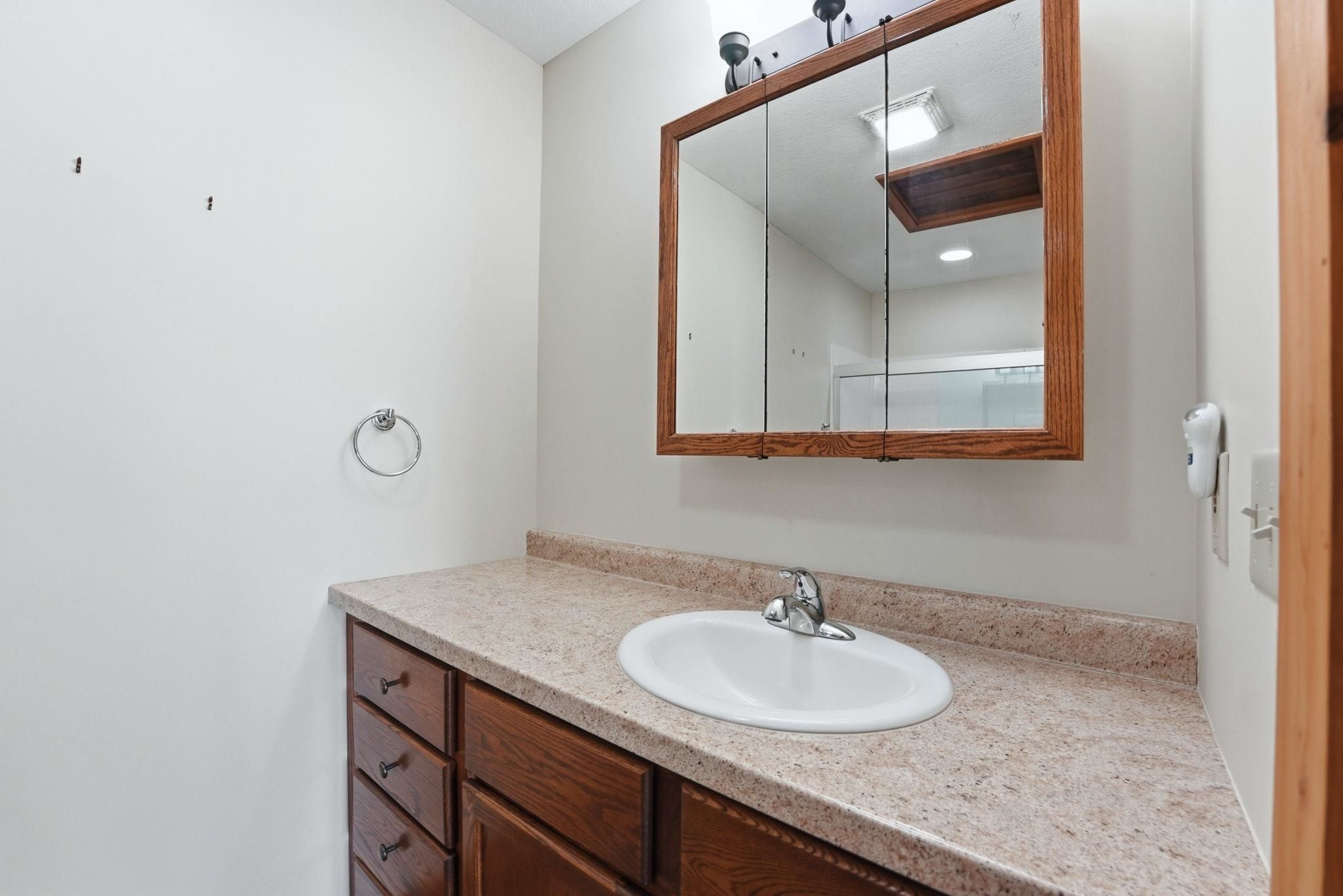 Image of 215 Lane 100 Pine Canyon Lk