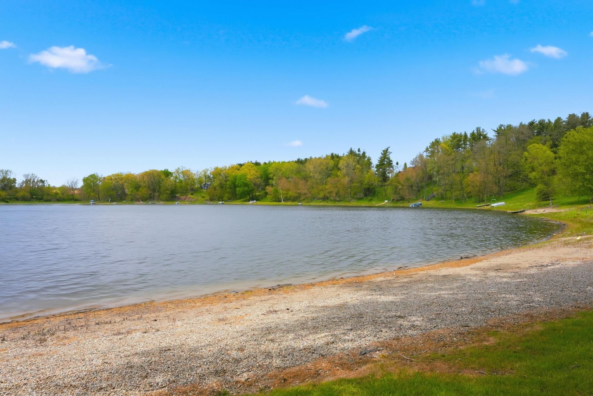 Image of 215 Lane 100 Pine Canyon Lk