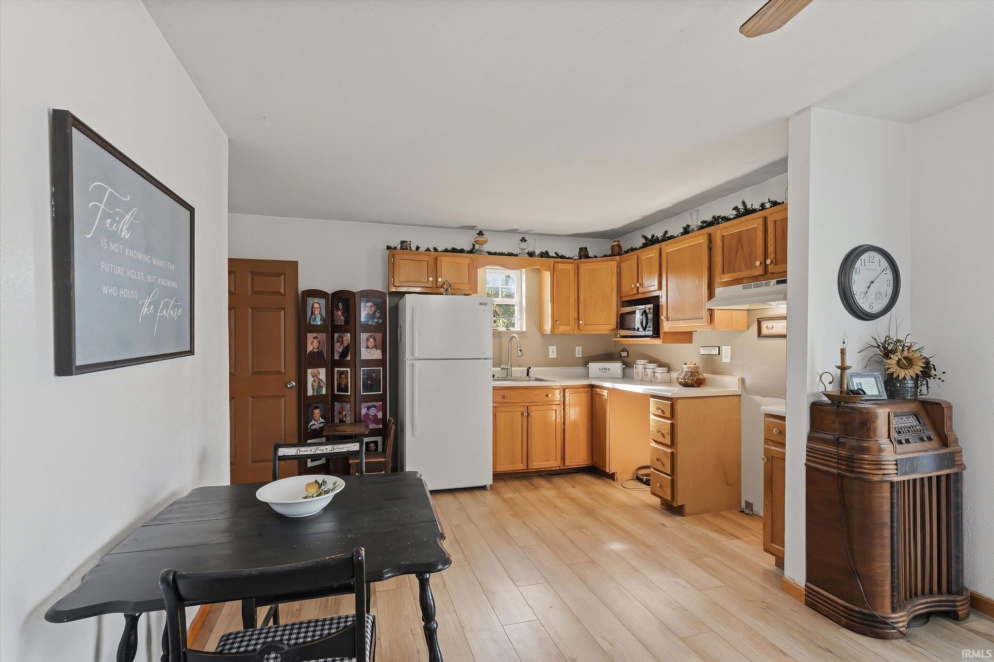 Image of 52275 Ideal Beach Road