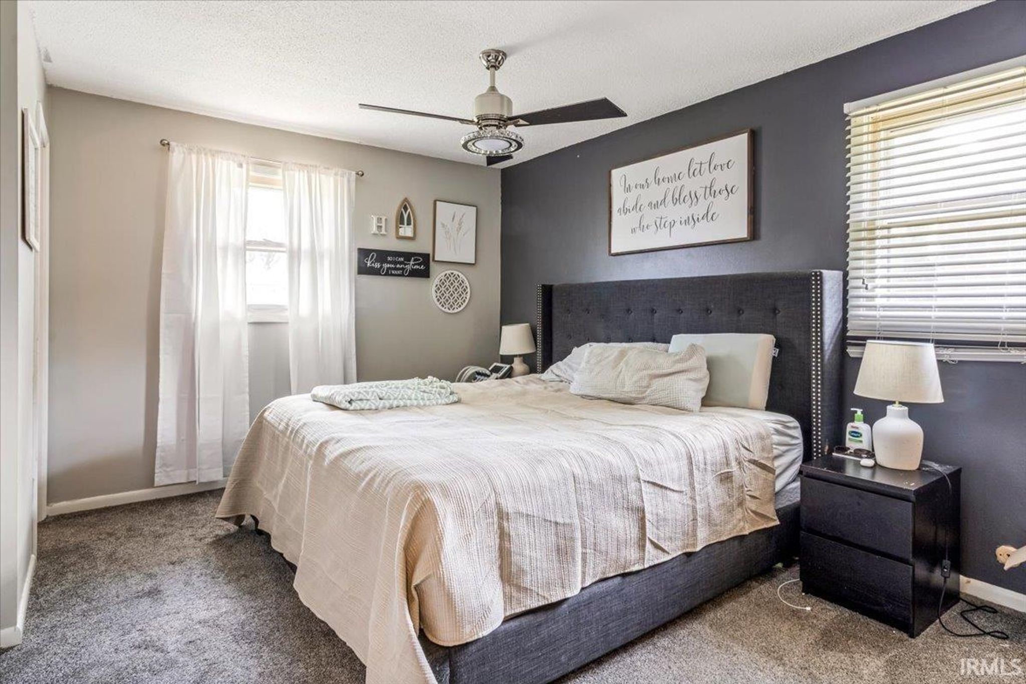 Image of 3400 Hampton Court