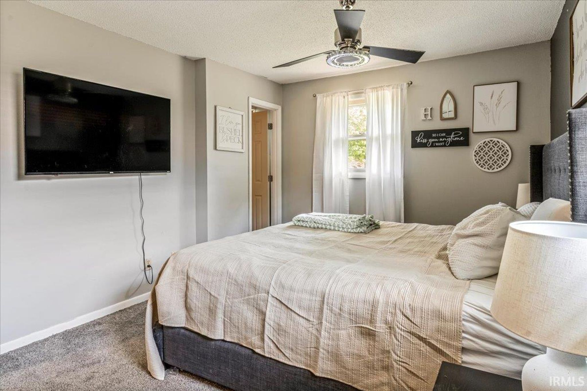 Image of 3400 Hampton Court