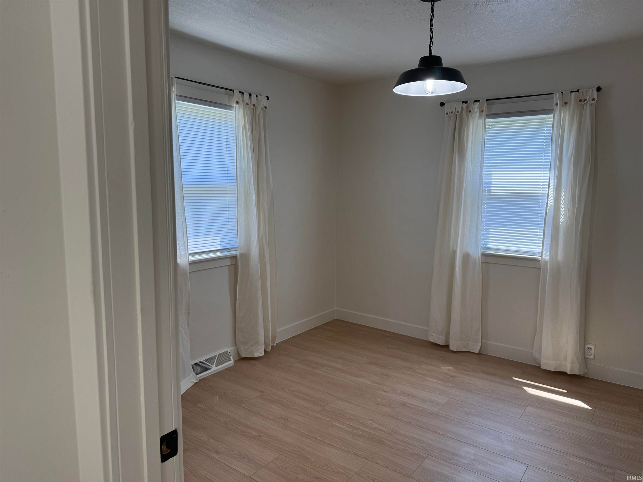 Image of 156 S Miller Avenue
