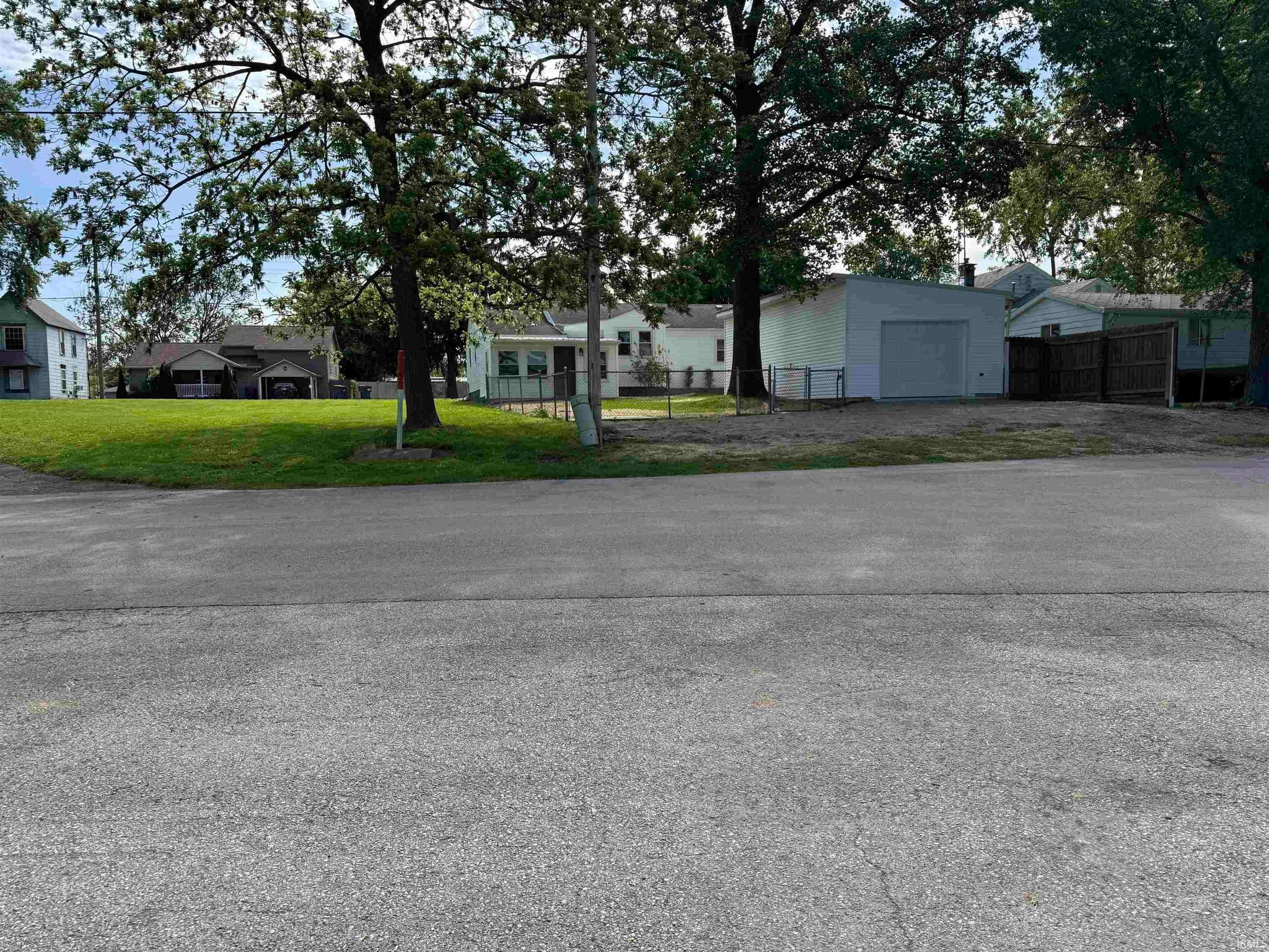 Image of 156 S Miller Avenue