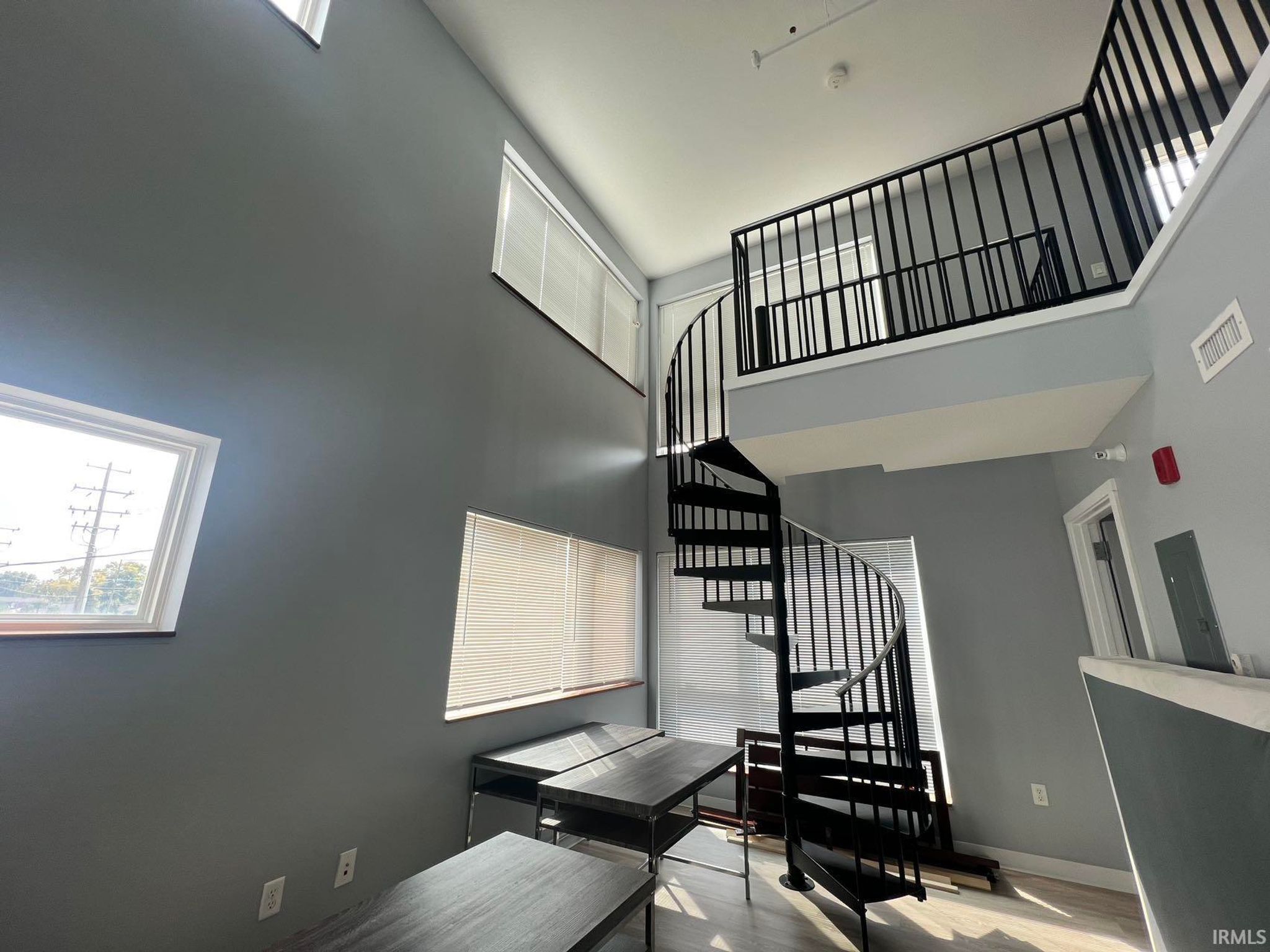 Image of 604 N Smith Road