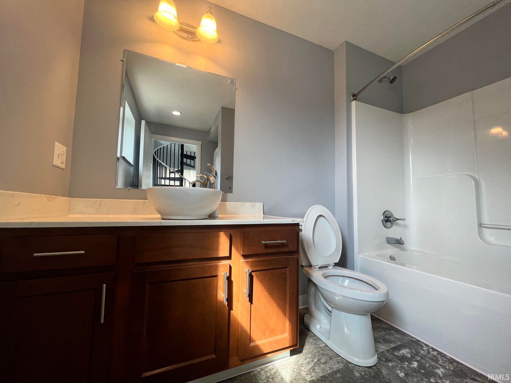 Image of 604 N Smith Road
