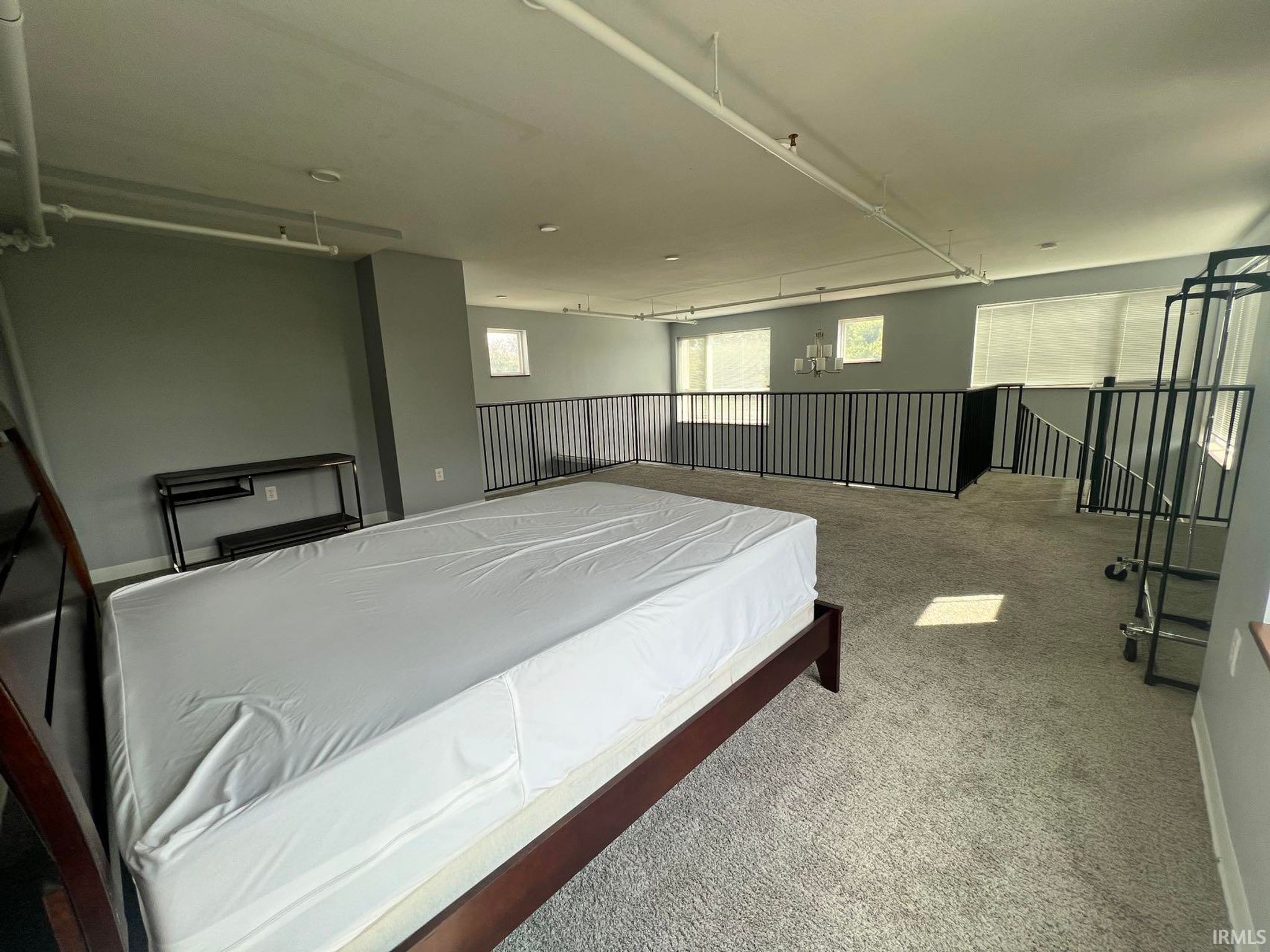 Image of 604 N Smith Road