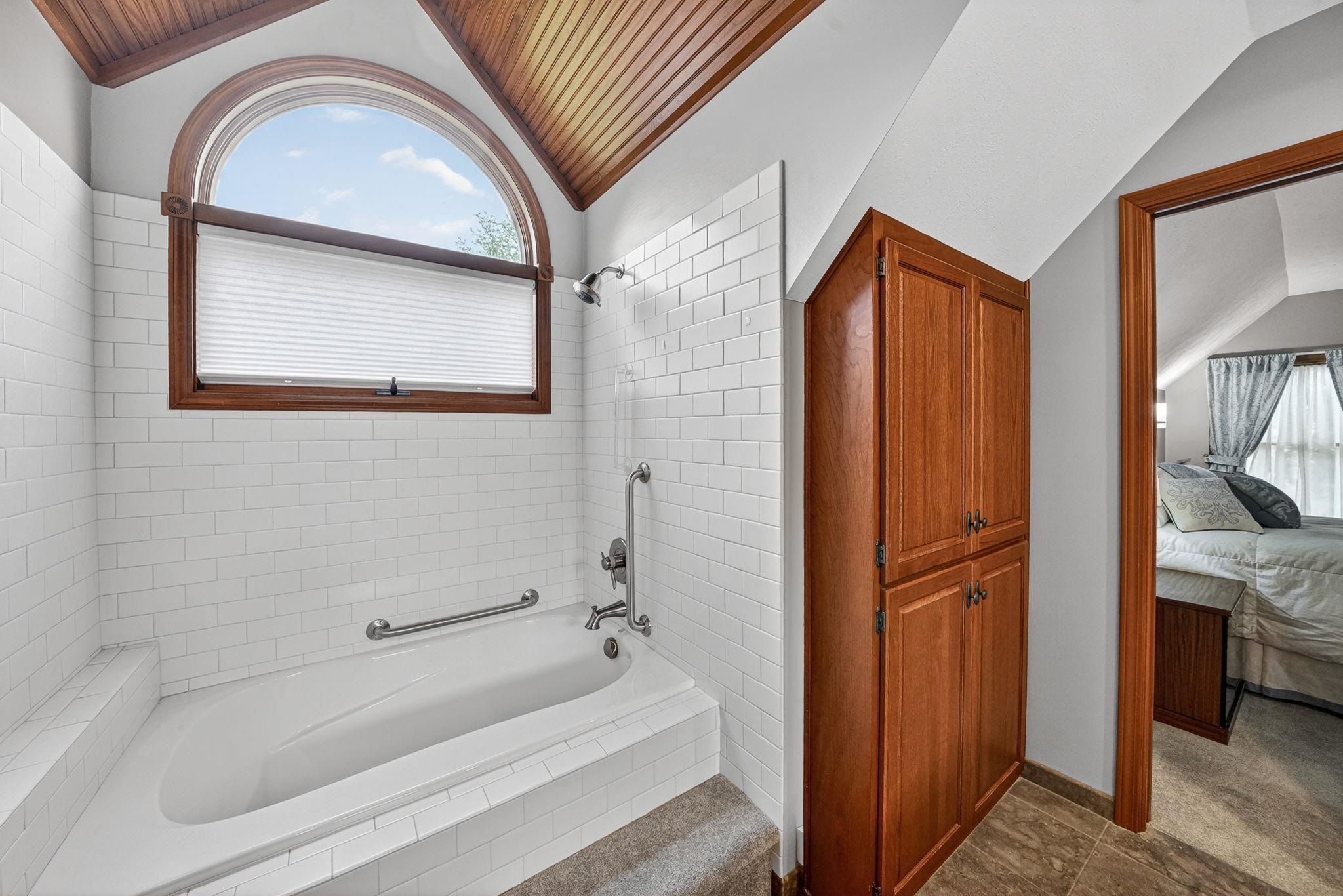 Image of 23655 Ridgemont Lane