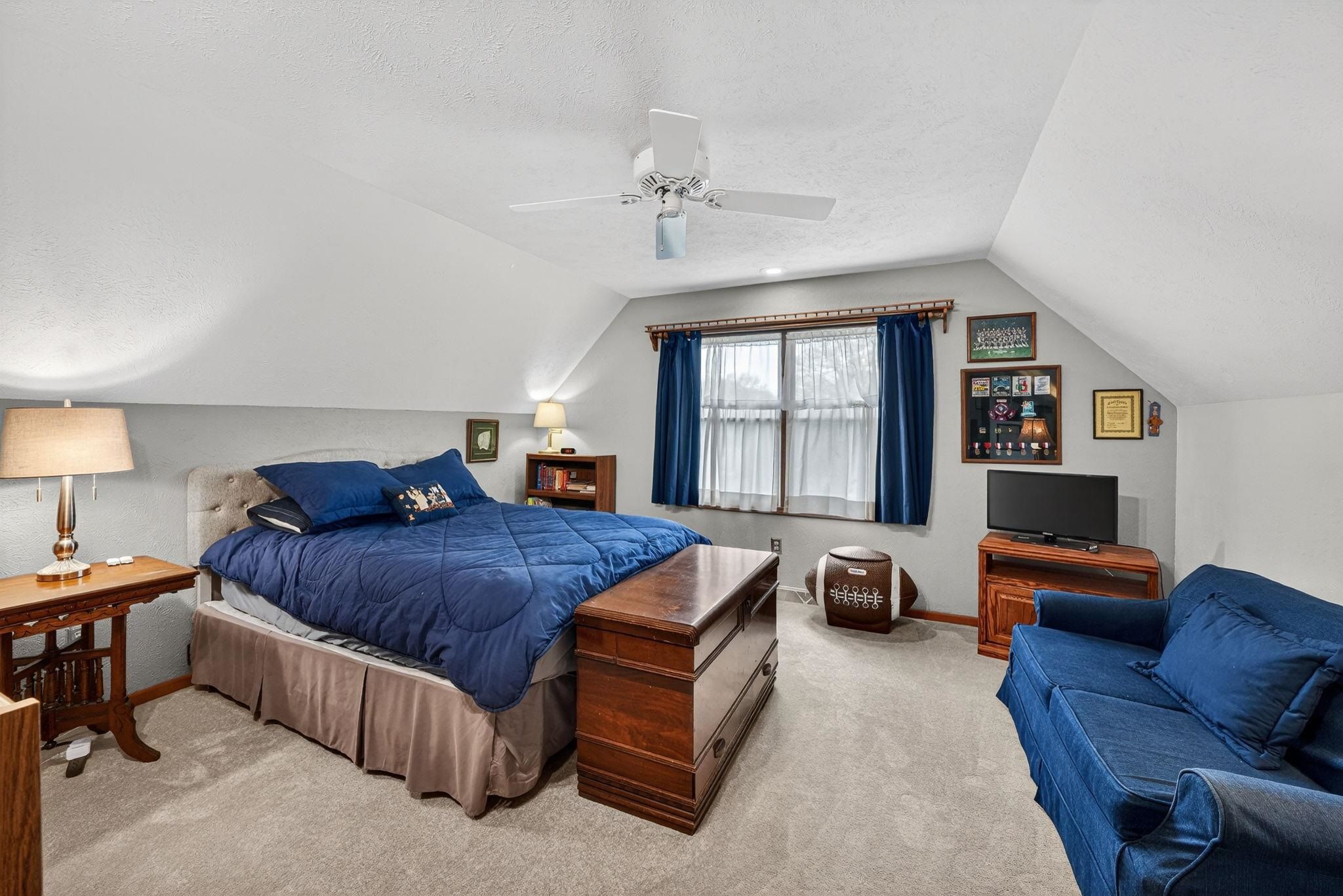 Image of 23655 Ridgemont Lane