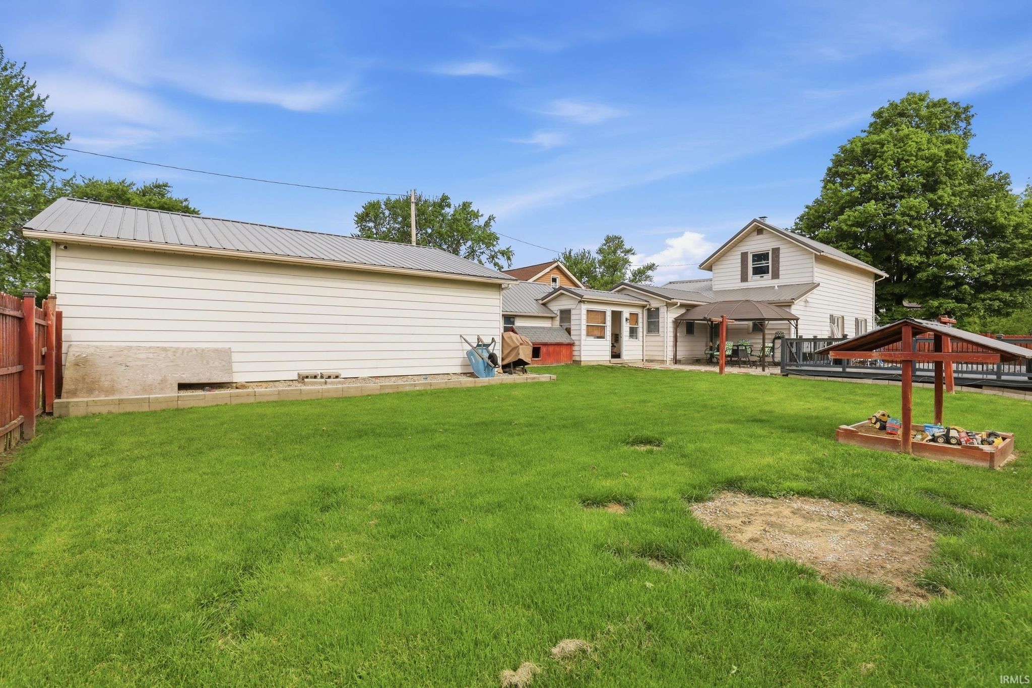 Image of 331 W 2nd Street
