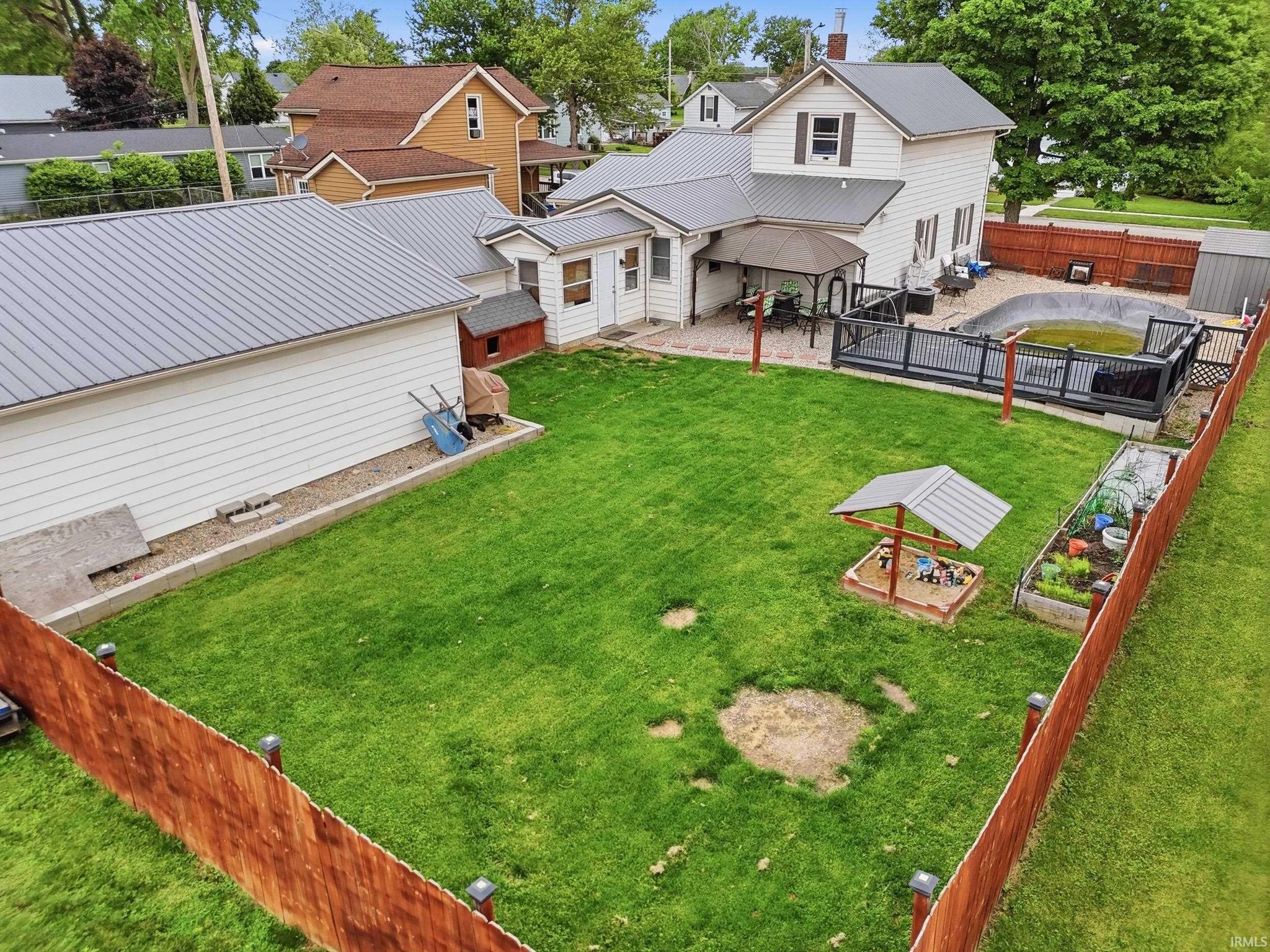 Image of 331 W 2nd Street