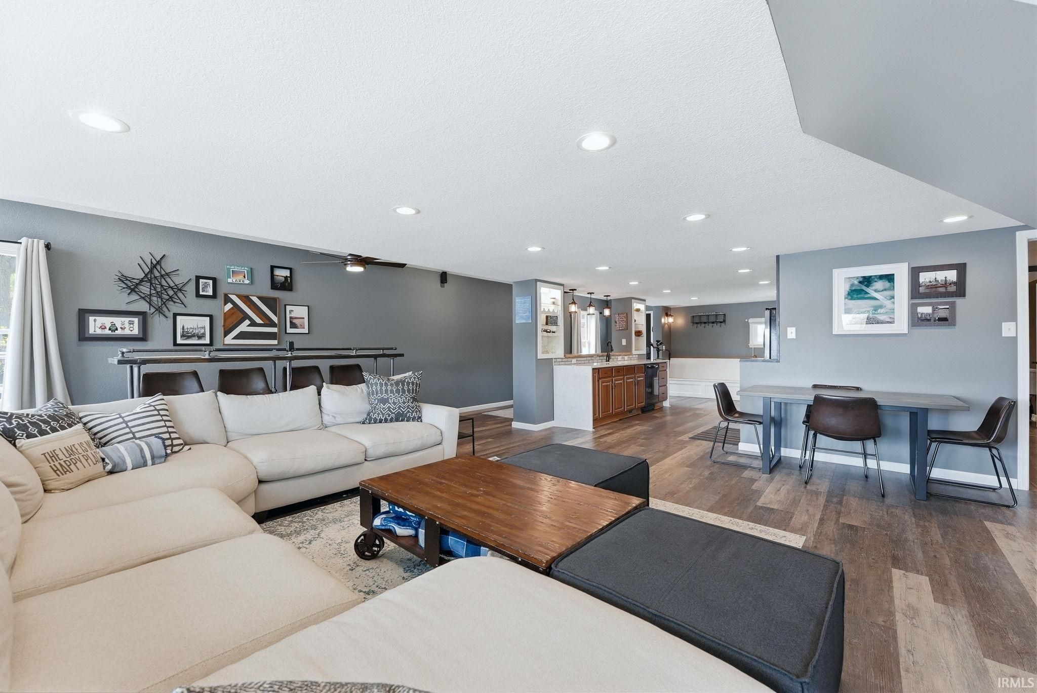 Image of 1025 Pleasant Point