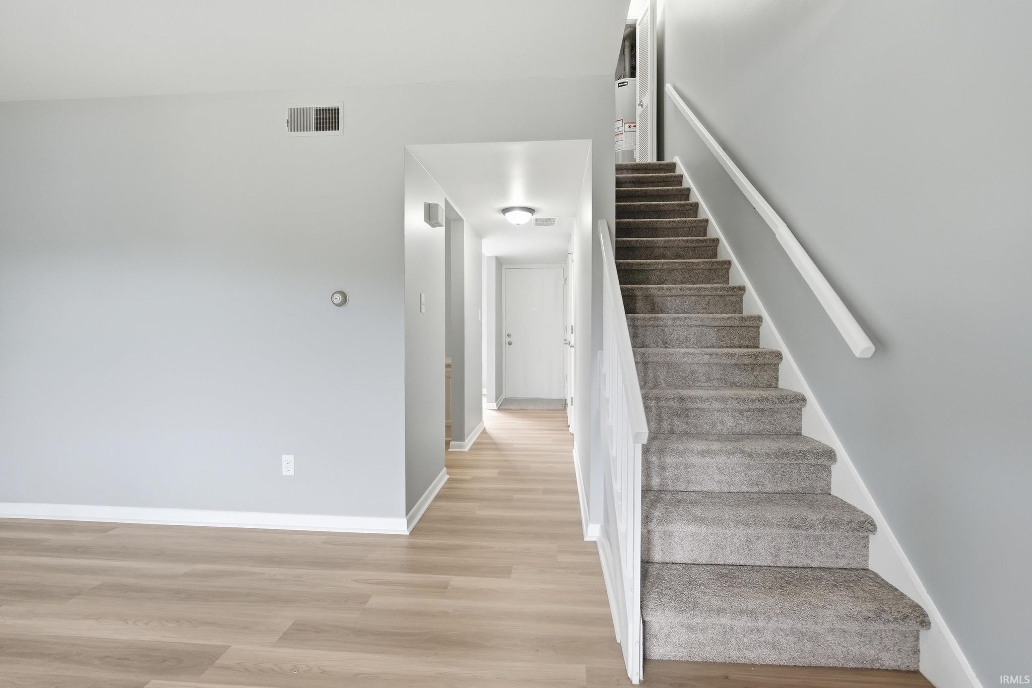 Image of 5675 S Wayne Avenue