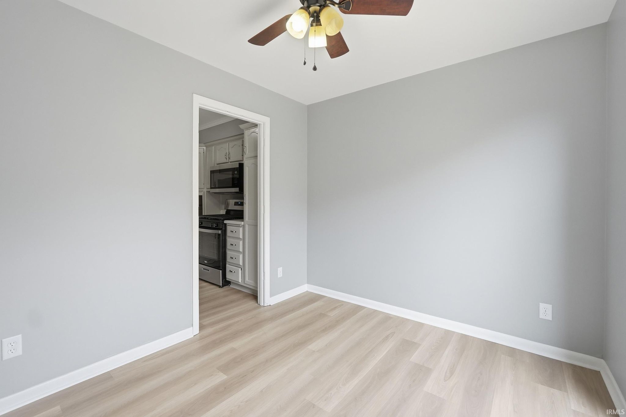 Image of 5675 S Wayne Avenue
