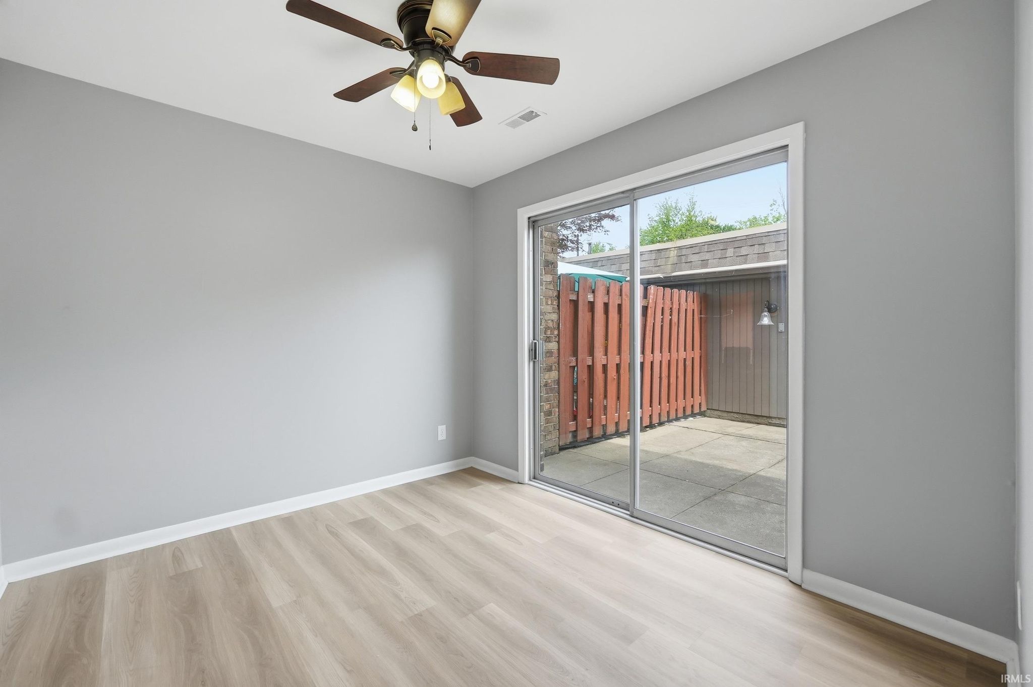 Image of 5675 S Wayne Avenue