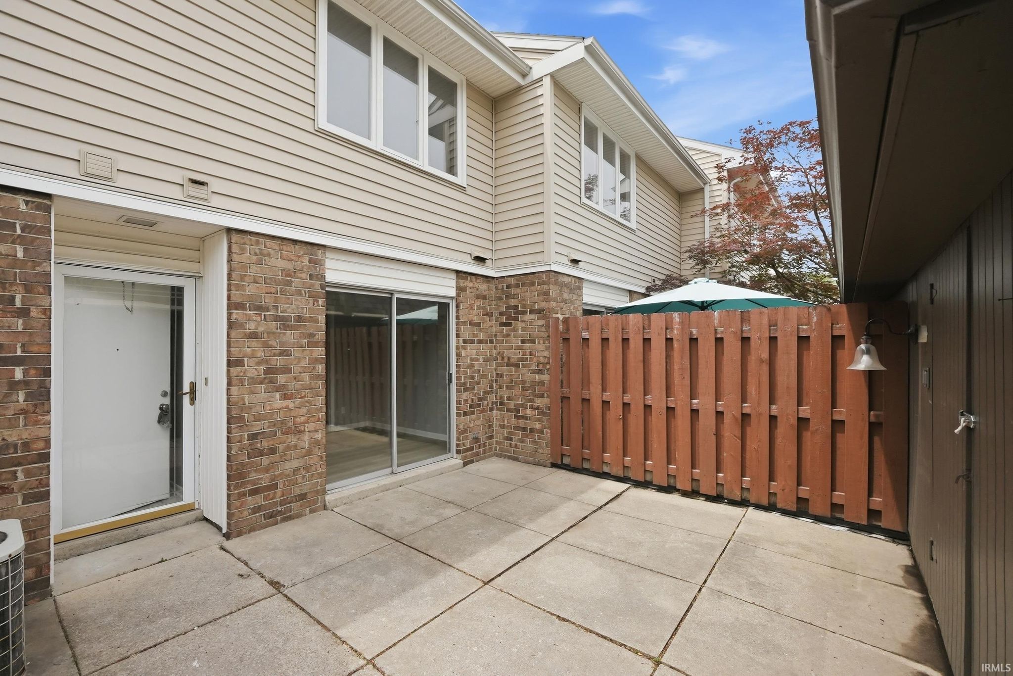 Image of 5675 S Wayne Avenue